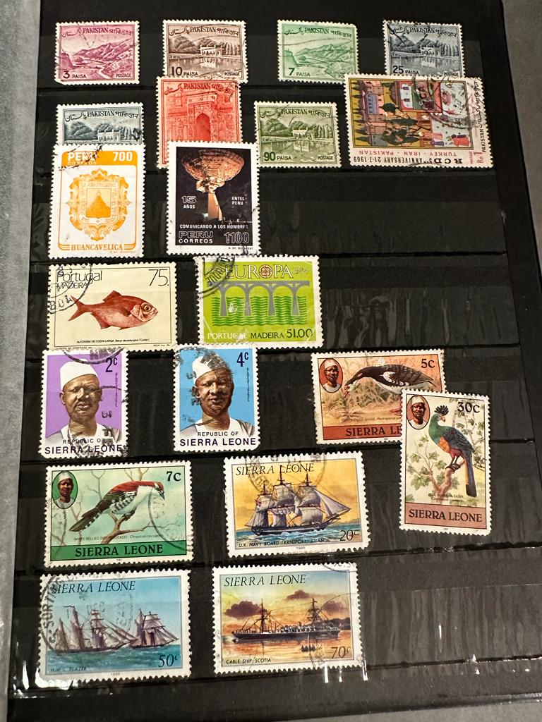 A selection of four albums of UK and World stamps, various countries and ages - Image 8 of 11