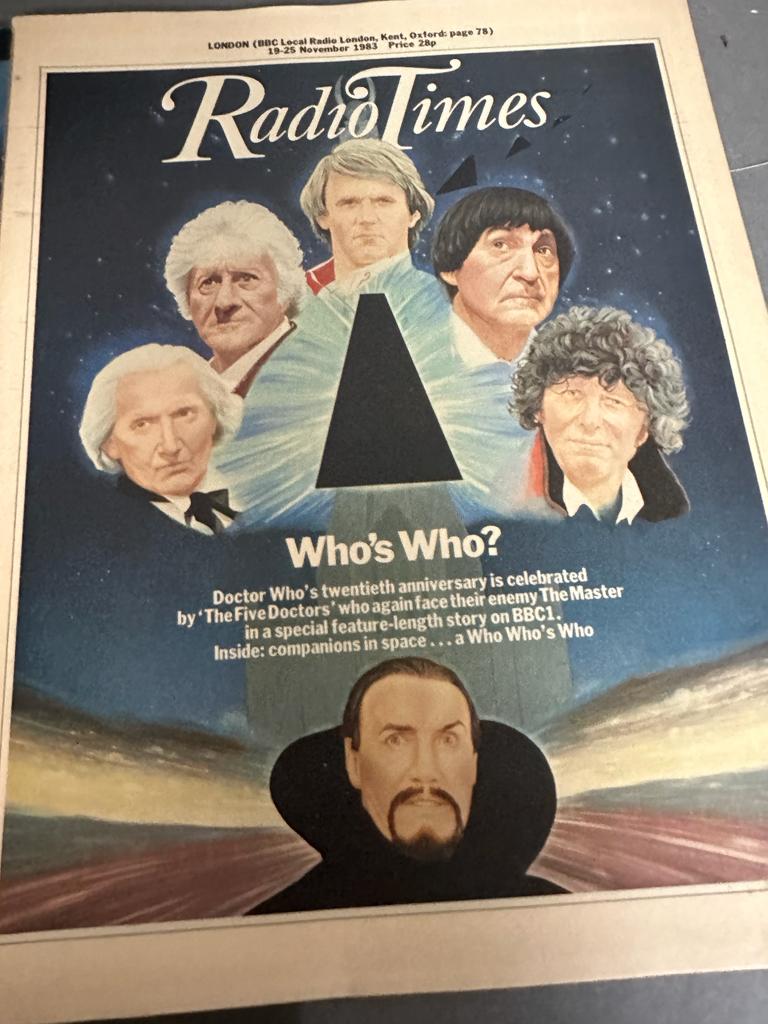 A selection of Doctor Who copies of the Radio Times to include the 1983 twentieth anniversary - Image 6 of 6