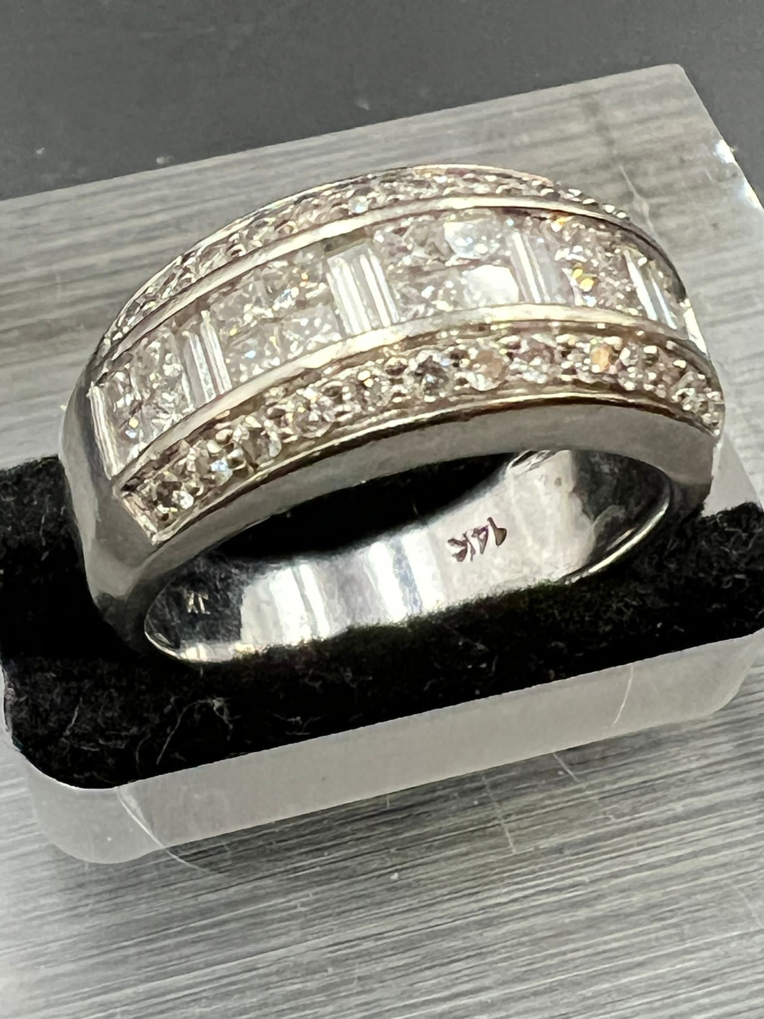 A 14ct white gold ring set with approximately 46 diamonds. Size N - Image 9 of 9