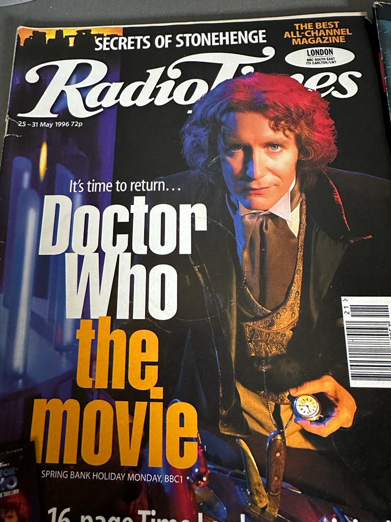 A selection of Doctor Who copies of the Radio Times to include the 1983 twentieth anniversary - Image 4 of 6