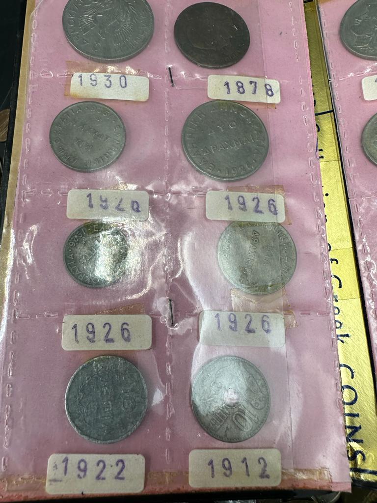 A large quantity of foreign coins, several kilos - Image 4 of 7