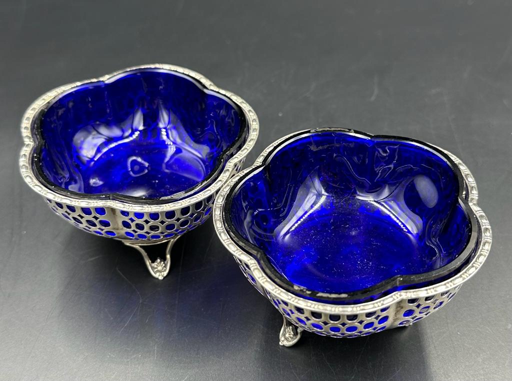 A pair of silver salts with pierced design and blue glass liners by Synyer & Beddoes, hallmarked for - Image 2 of 3