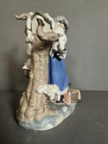 A Lladro "Winter Frost"