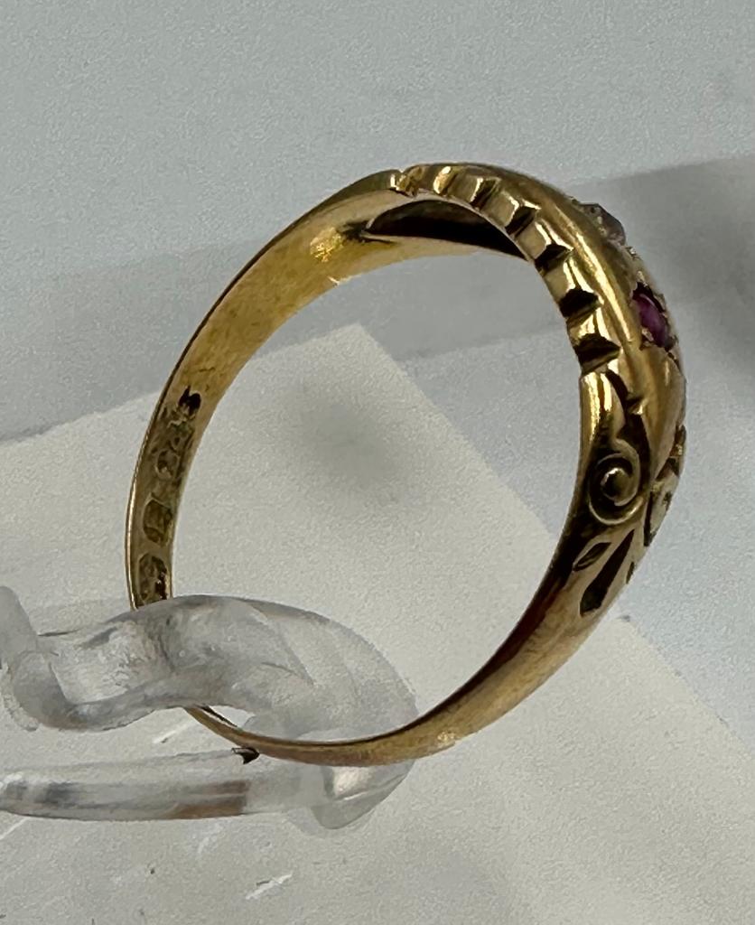 An antique 18ct gold diamond and ruby inset ring, approximate size m and weight 2.4g - Image 2 of 3