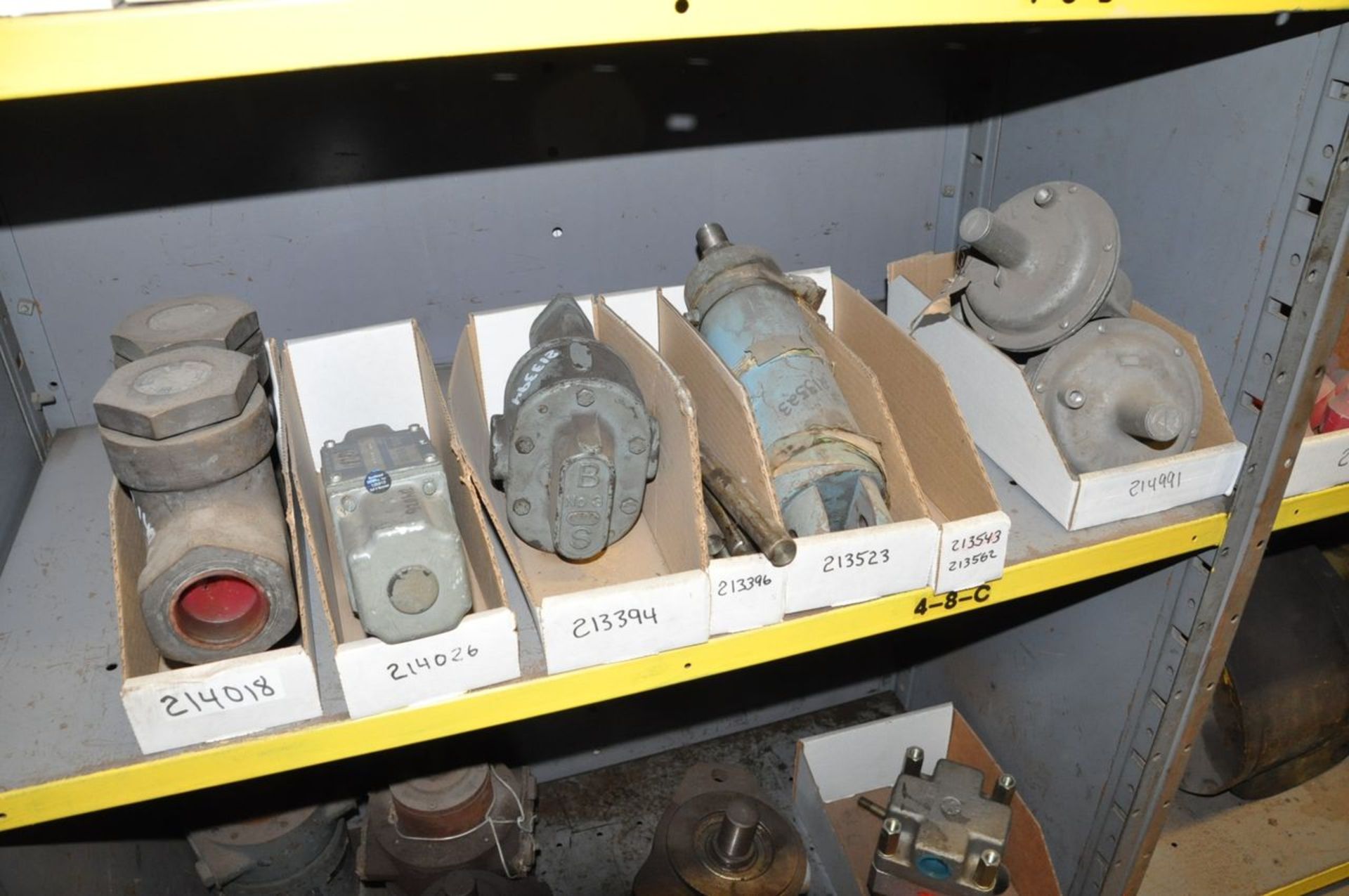 Lot - Various Gears, Machine Parts, Breakers, Contactors, etc. in (1) Row - Image 4 of 31