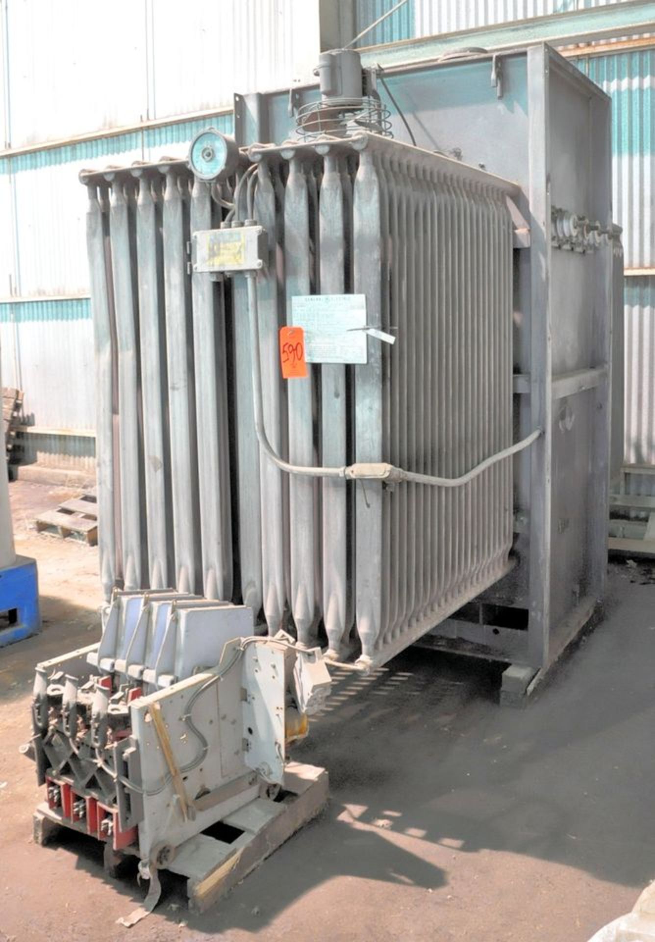 GE Model M 163851, Silicon Fluid Transformer, (Fork Lift Garage)