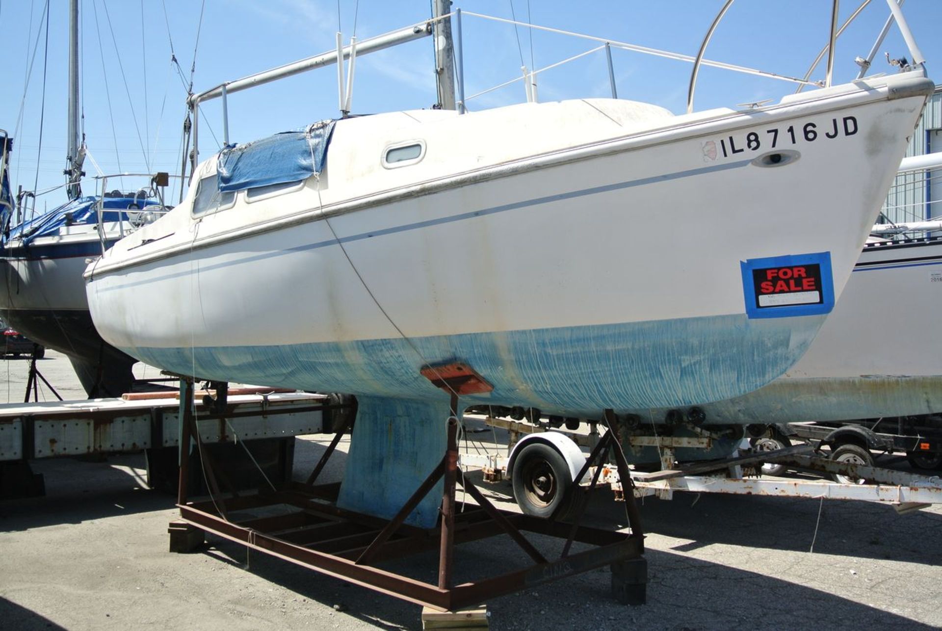 "Cinq" - 1972 Coronado Yachts 23 Sailboat, HIN: 197; 23 ft. Length, 7.75 ft. Beam, Rigging Type: