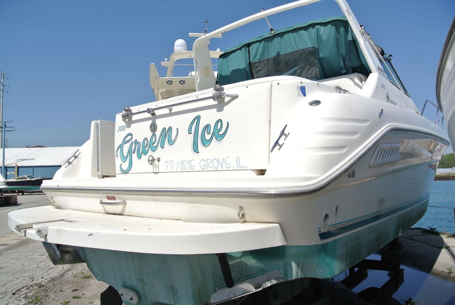 "Green Ice" - 1995 Sea Ray Sundancer Series 300 DA Stern Drive Power Boat, HIN: SERT7626B595; 31 ft. - Image 5 of 26