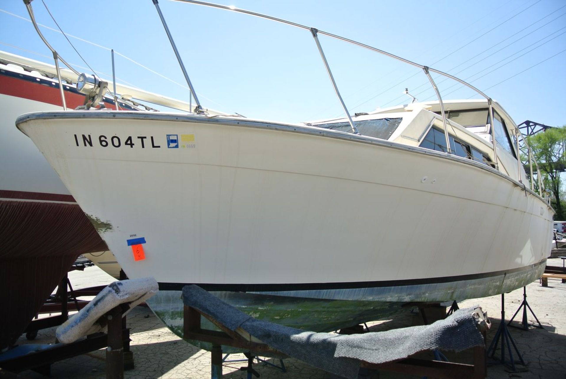 "Michelle" - 1972 Trojan Yachts 30 Sea Raider Inboard Cruiser Power Boat, with Twin Chrysler 225