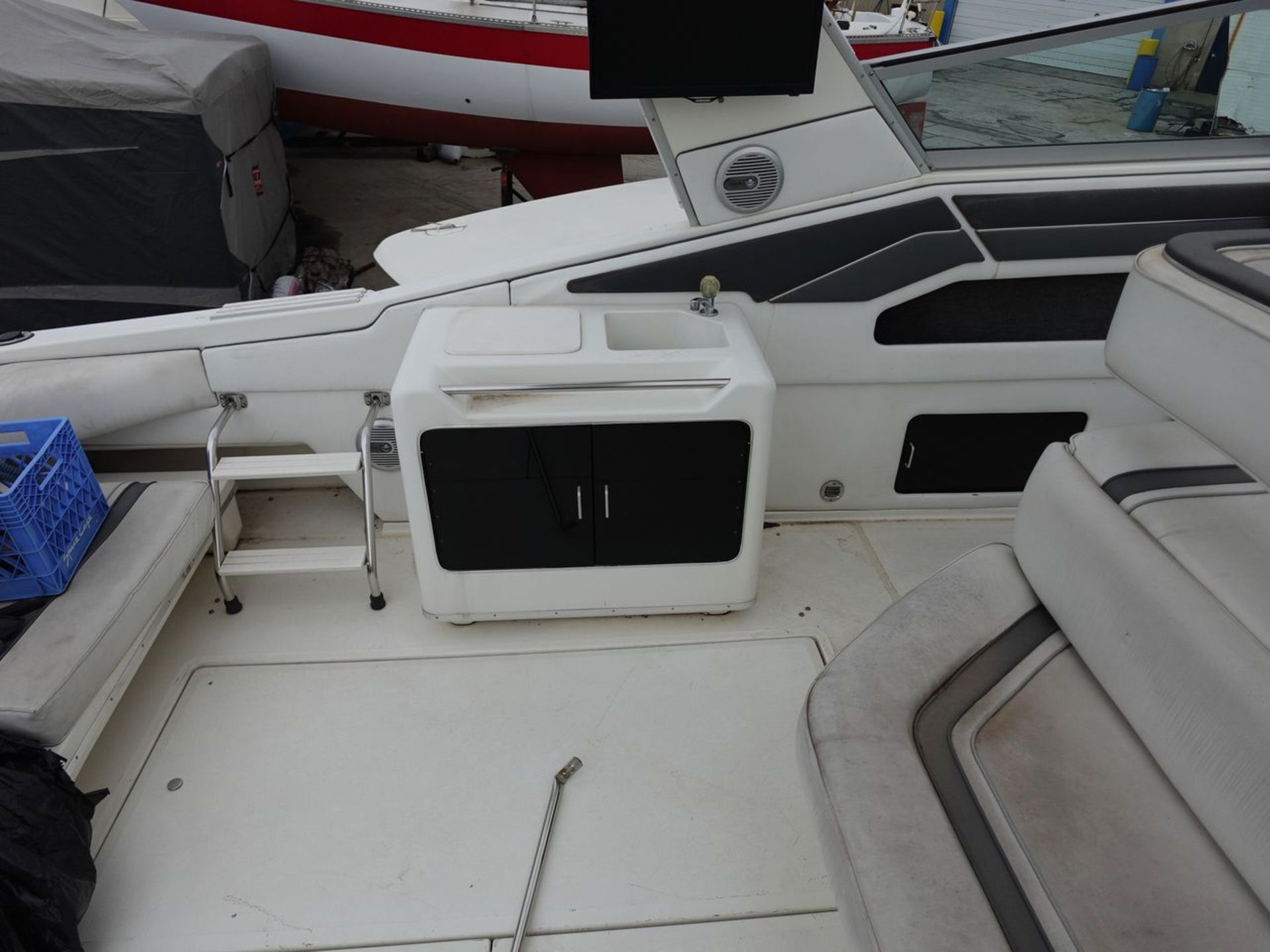 "Sabbatical" - 1991 Sea Ray 420 DA Sundancer Power Boat, HIN: SERPI374E091; 49 ft. Length, 14 ft. - Image 10 of 31