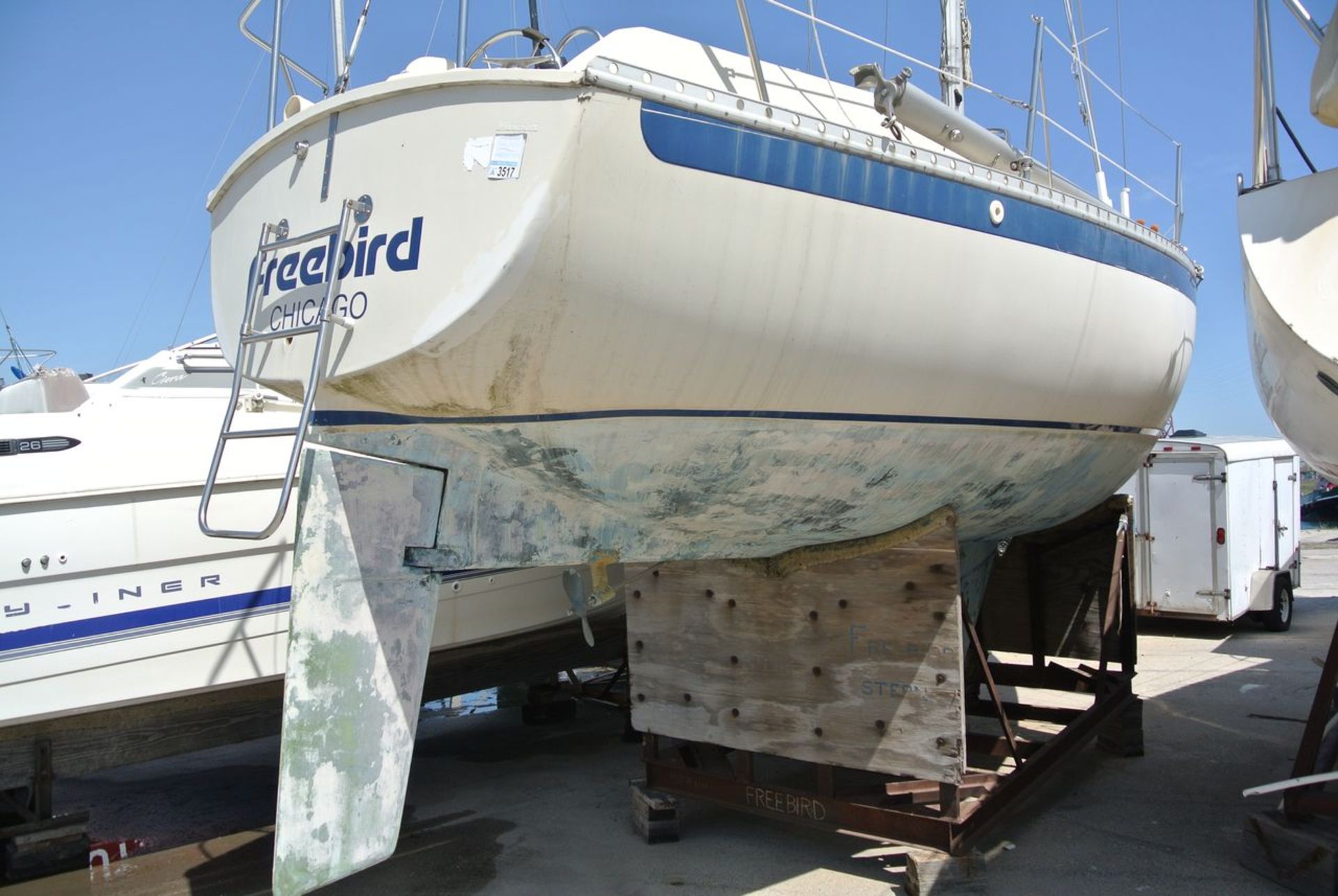 "Freebird" - 1977 Irwin Yachts 30 Citation Sailboat, with Atmoc 4 Engine; HIN: XYM301750377; 30 - Image 4 of 12