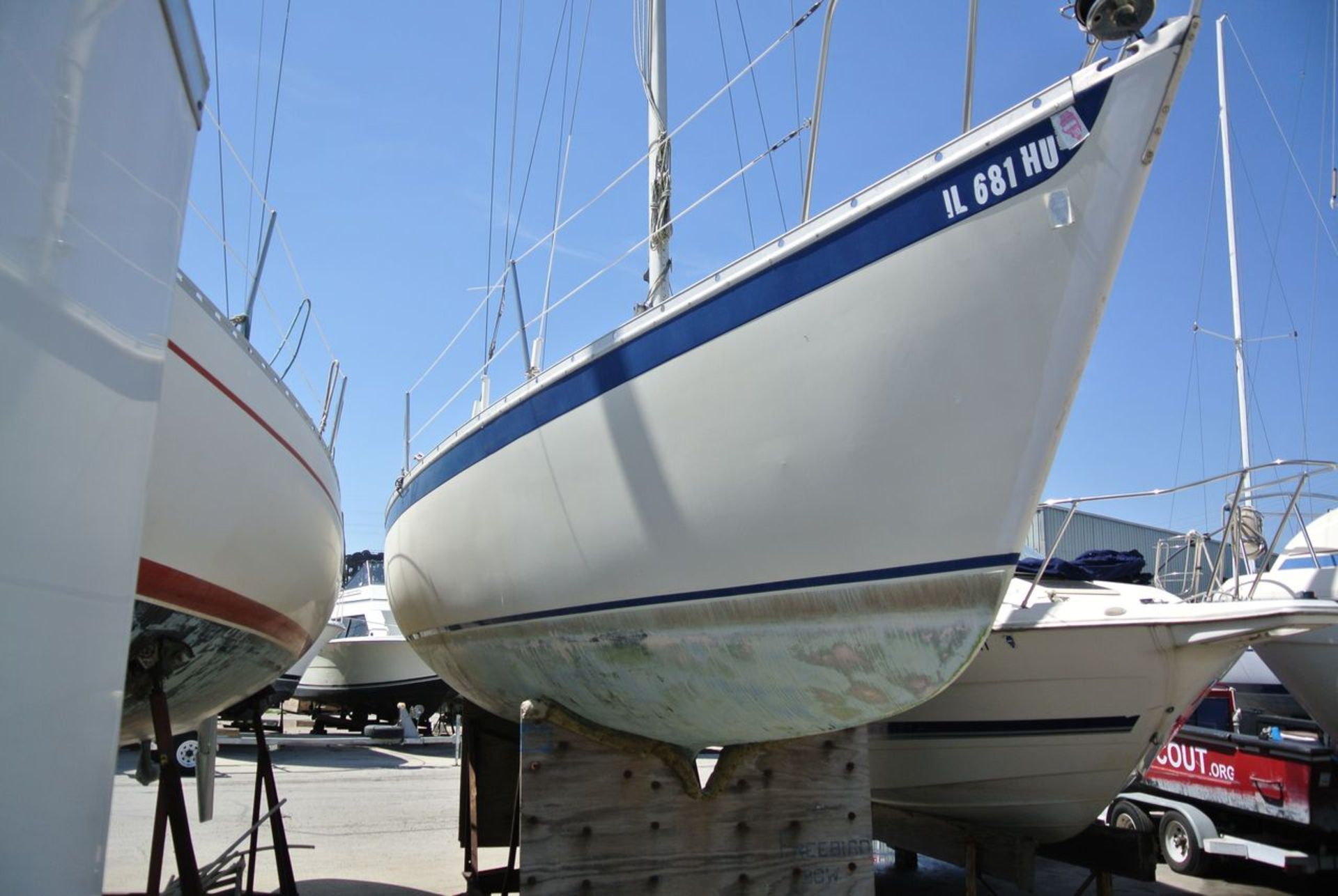 "Freebird" - 1977 Irwin Yachts 30 Citation Sailboat, with Atmoc 4 Engine; HIN: XYM301750377; 30 - Image 3 of 12