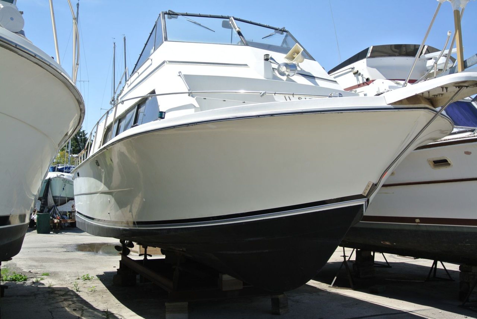 "Snowy Owl" - 1983 Carver Yachts Mariner 3396 Power Boat, with Crusader 270 Engine; HIN: