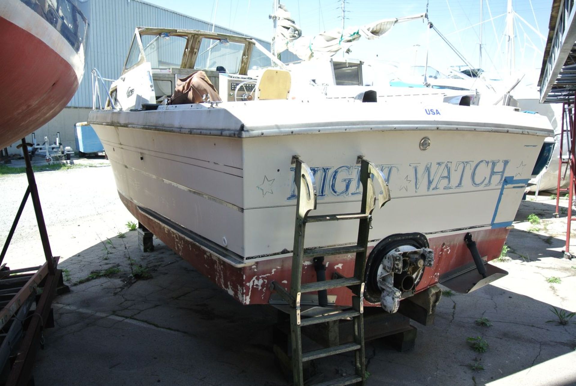 "Night Watch" - 1978 Carver Camper 22 Power Boat, HIN: CDR270640478; 22 ft. Length, 8 ft. Beam, - Image 6 of 12