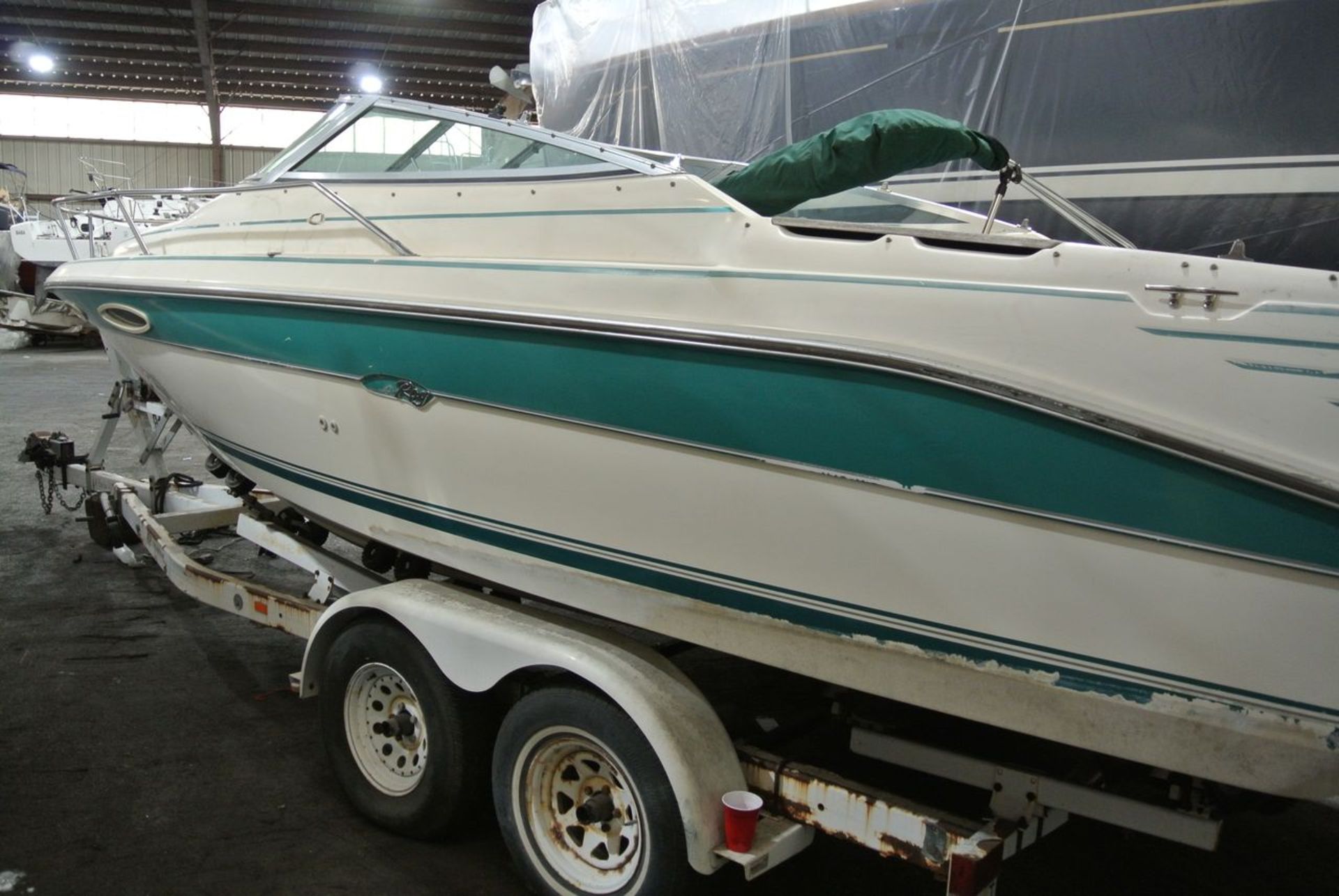 "La Bella Vita" - 1992 Sea Ray 240 Overnighter Power Boat, HIN: SERA0796B292; 23 ft. Length, 8.6 ft. - Image 3 of 8