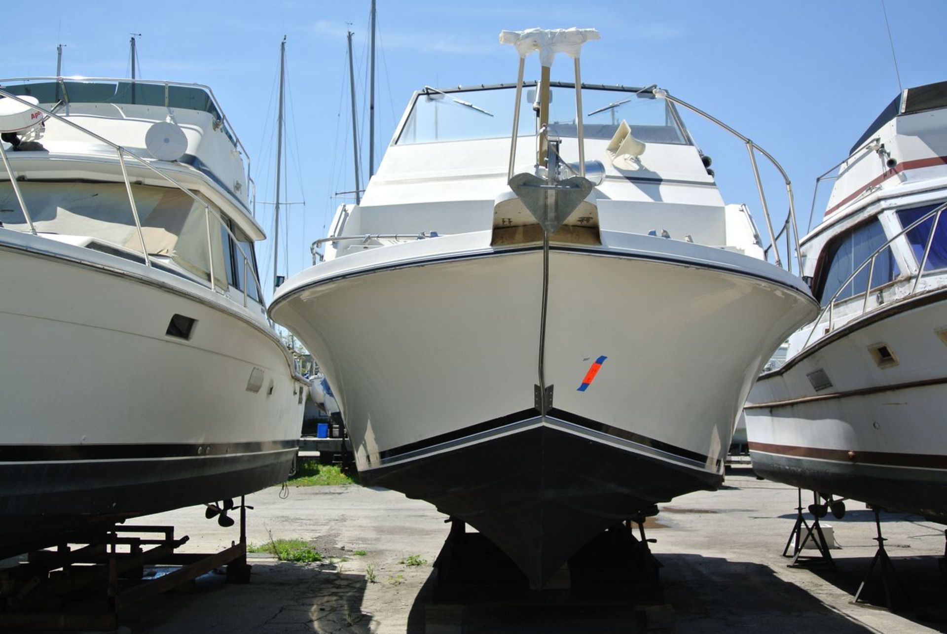 "Snowy Owl" - 1983 Carver Yachts Mariner 3396 Power Boat, with Crusader 270 Engine; HIN: - Image 2 of 27