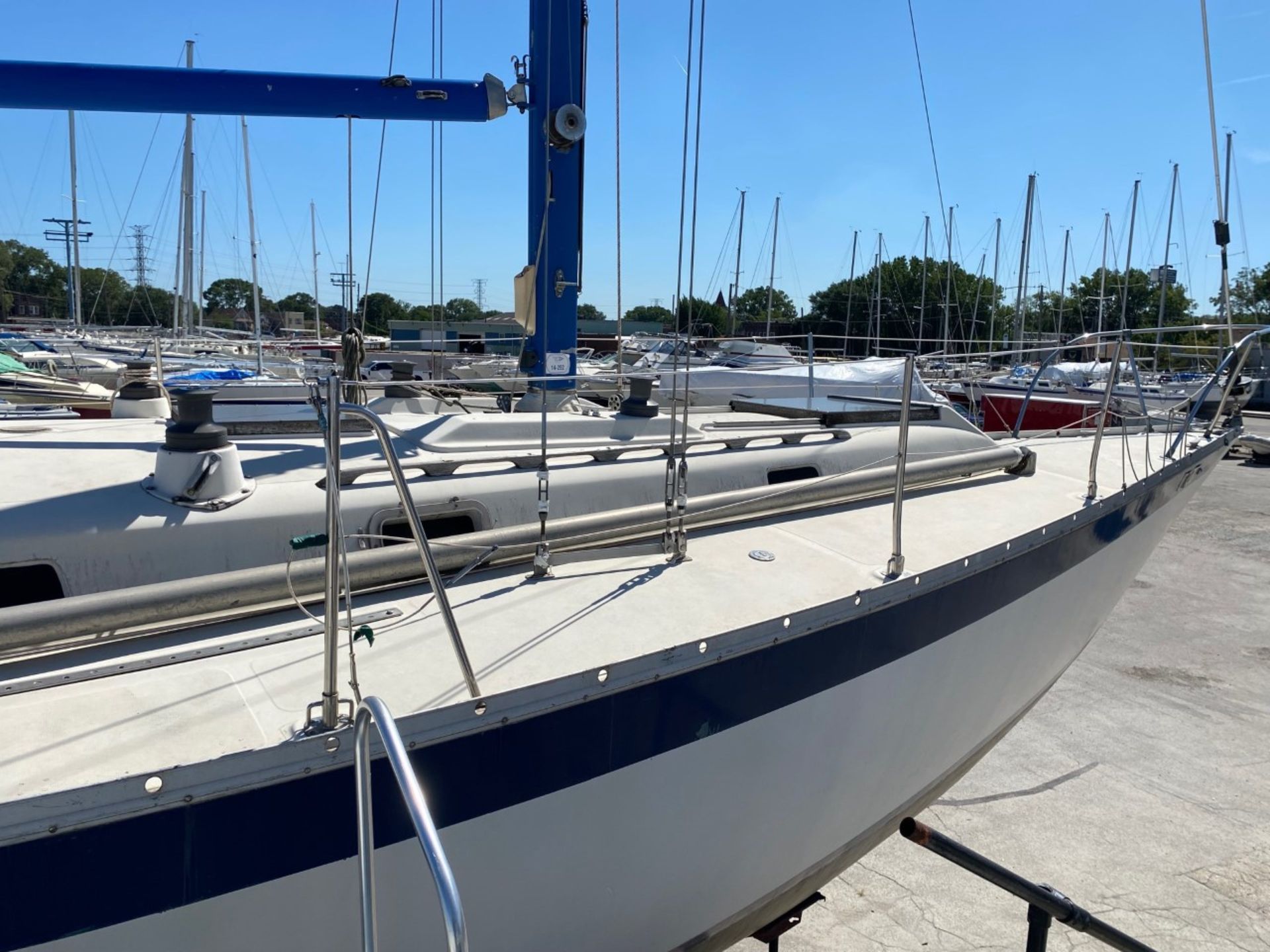 "Jung Frau" - 1972 Irwin Yachts 37 1-Ton Sailboat, with Vetus 4-Cylinder Diesel Engine; HIN: - Image 13 of 23