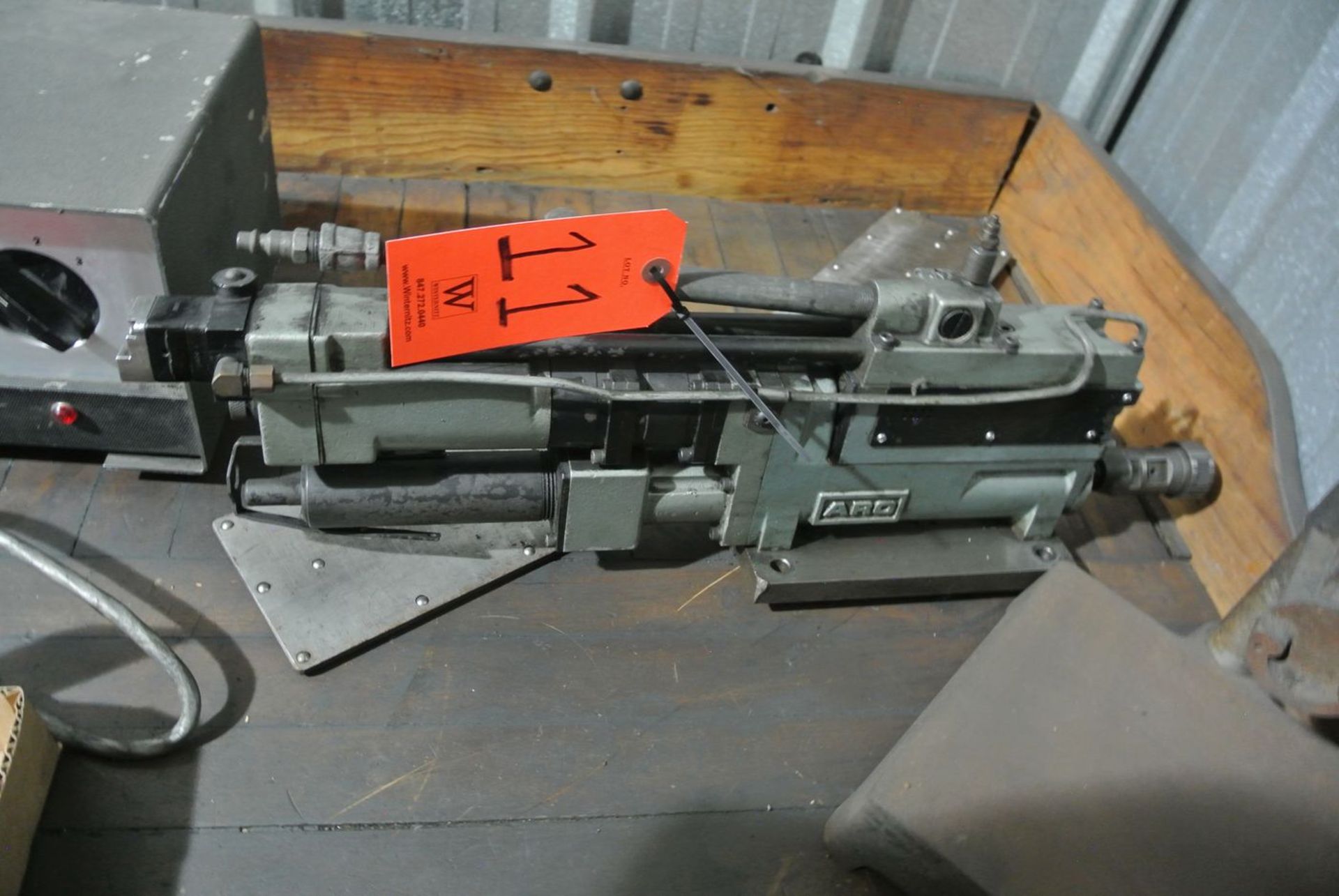 ARO Model 8656-A27-2 Lead Screw Tapper, S/N: 5499D73;