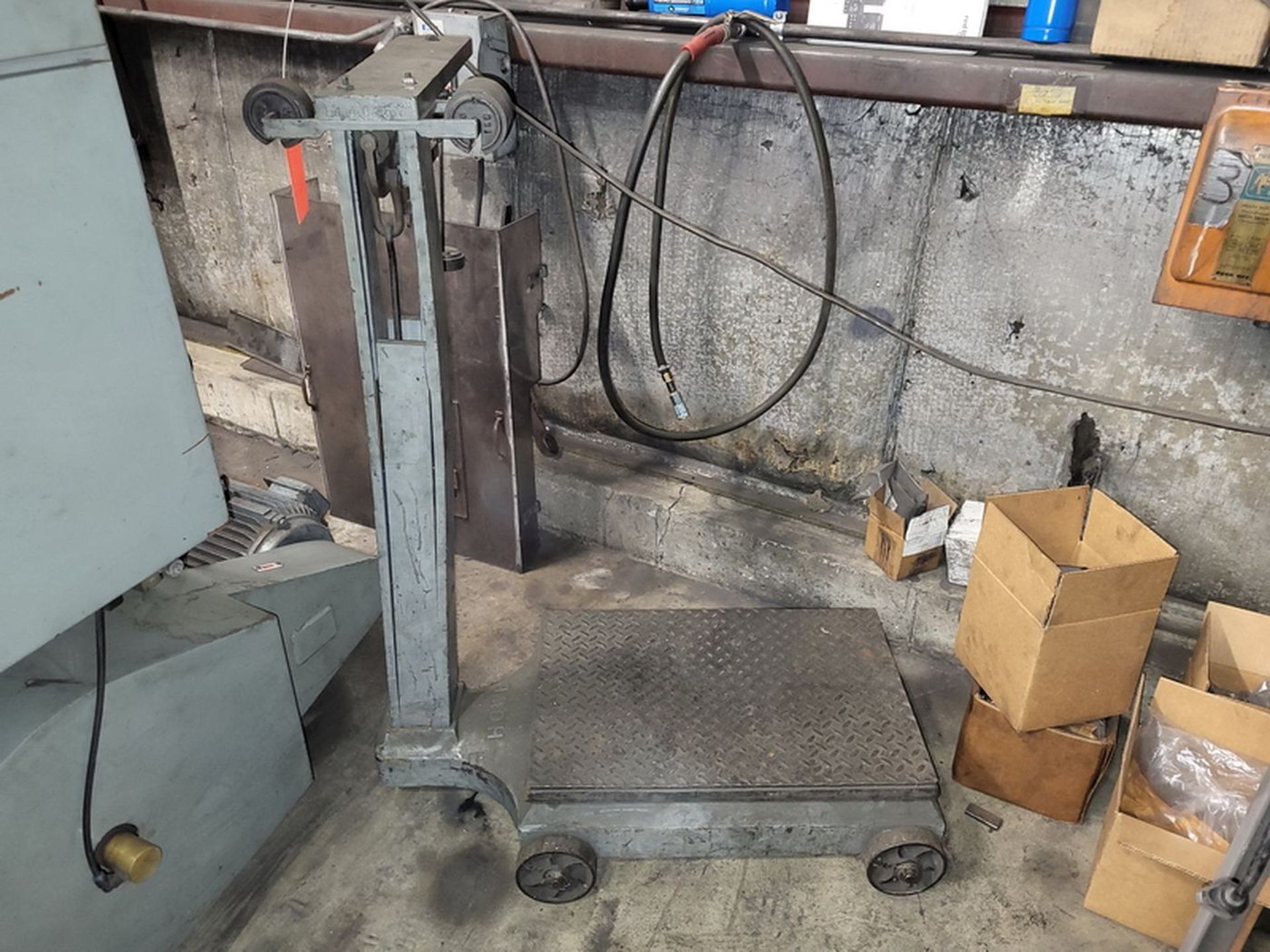 Howe Portable Platform Scale, with Weights