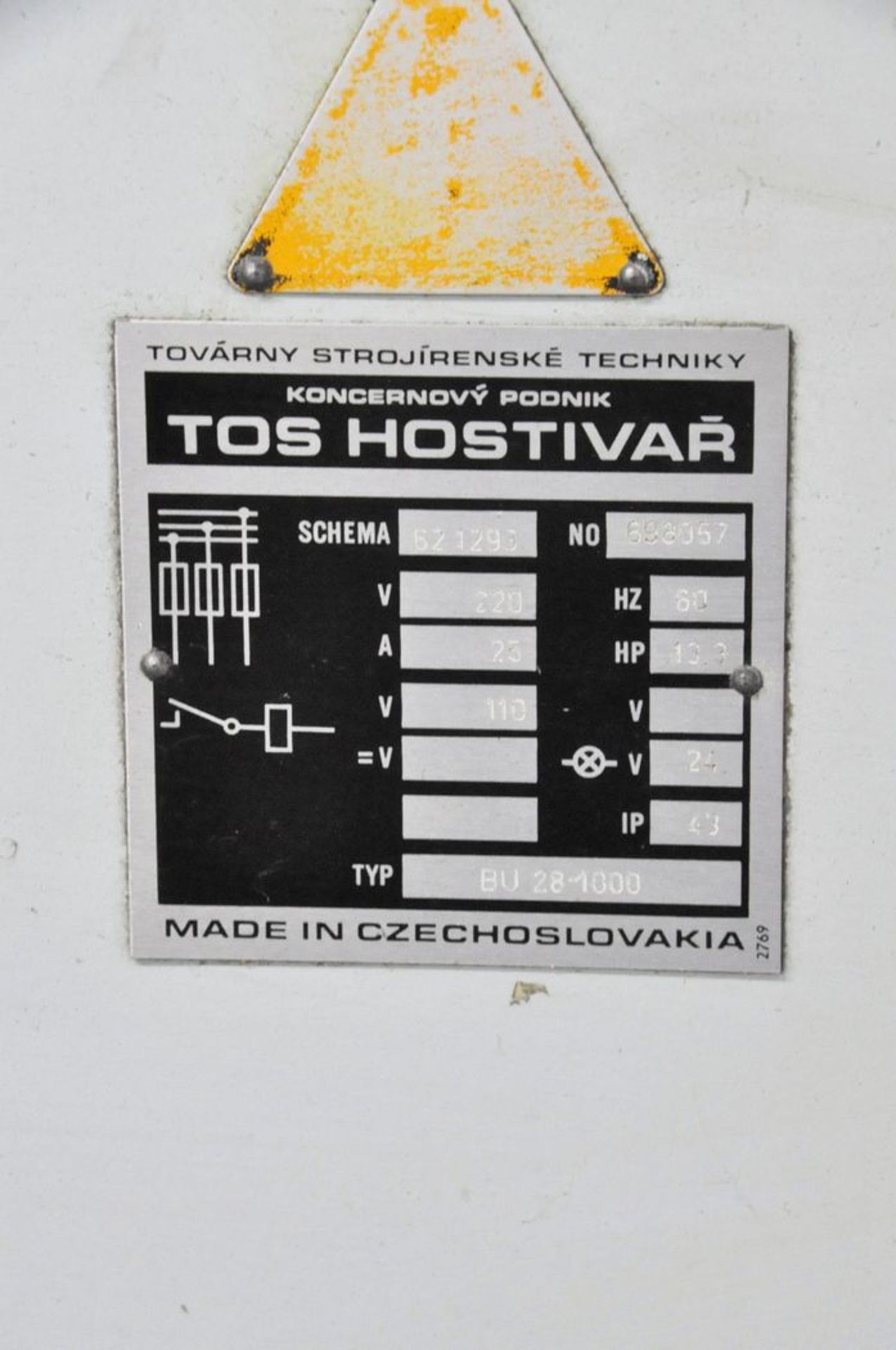 1989 Tos Hostivar Model BU28-1000 Universal Cylindrical Grinder, S/N 698057, 6-1/4" X 66" Bed, 40" - Image 11 of 12