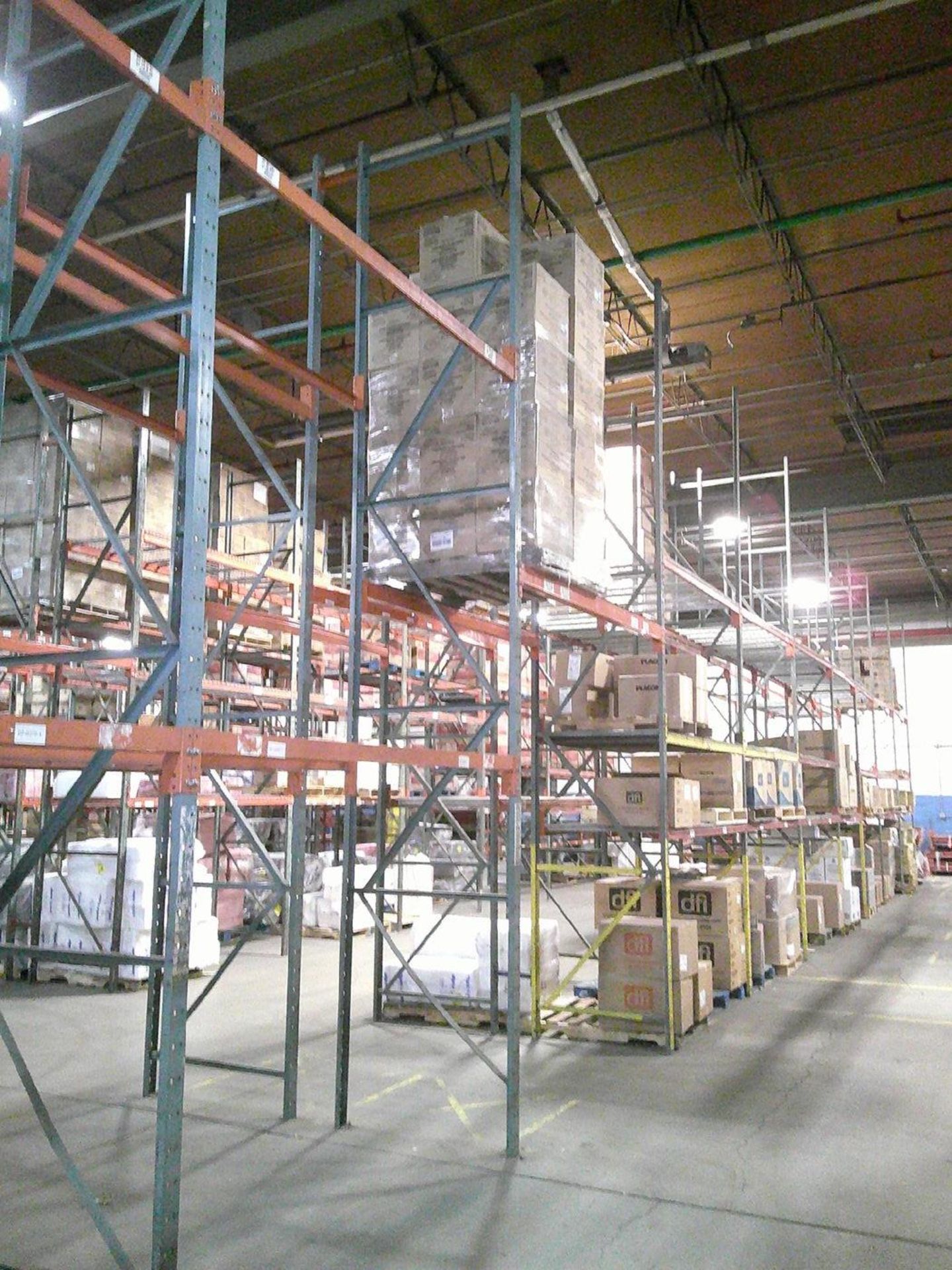 Sections of Interlake 42" x 8' x 19' Bolted Pallet Racking, Including: (40) Uprights, (166) 3" - Bild 4 aus 11