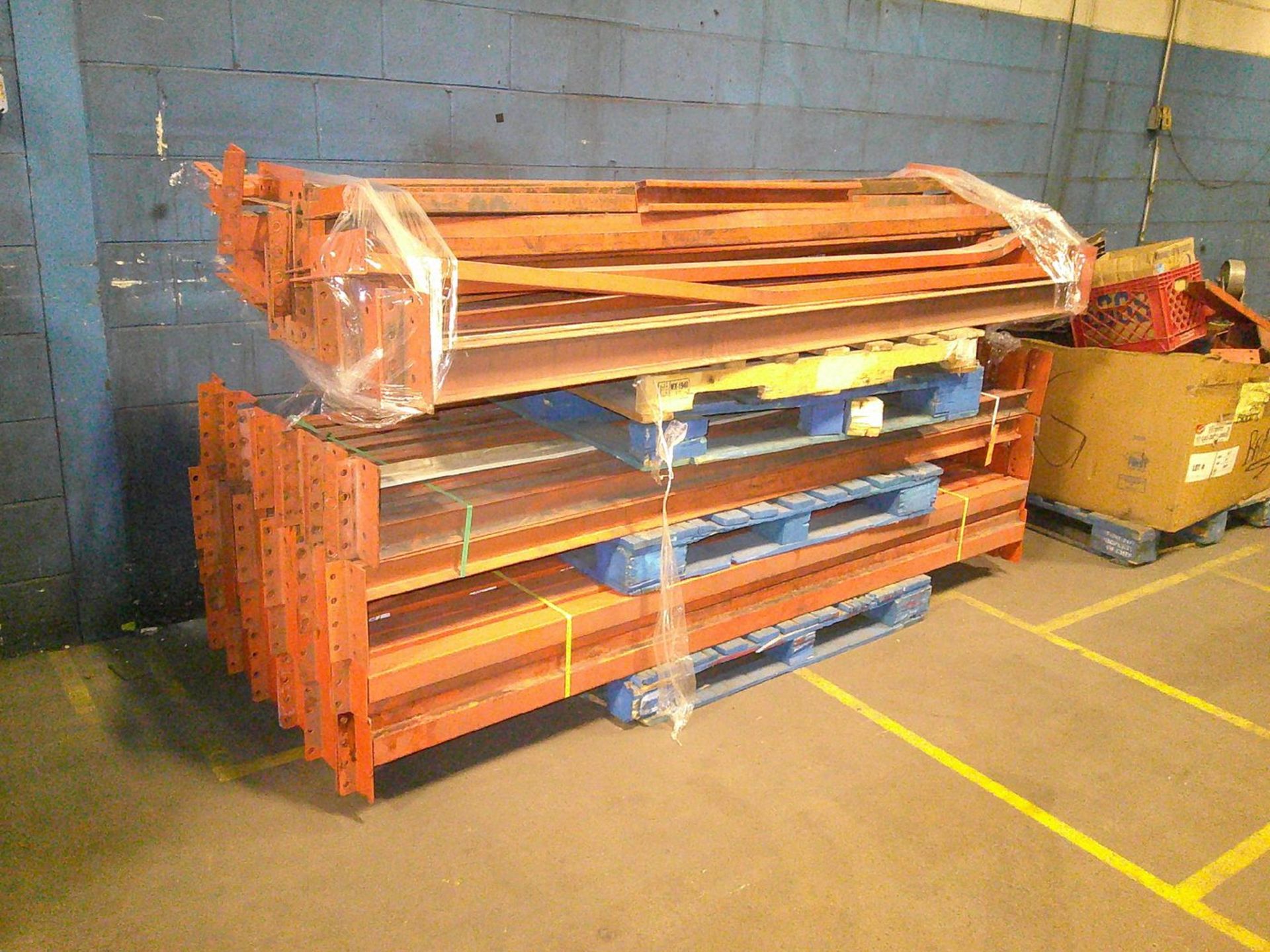 Lot - (2) Pallets of 3 in. and 4 in. x 8 ft. Cross Beams; approx. (200) - Bild 2 aus 4