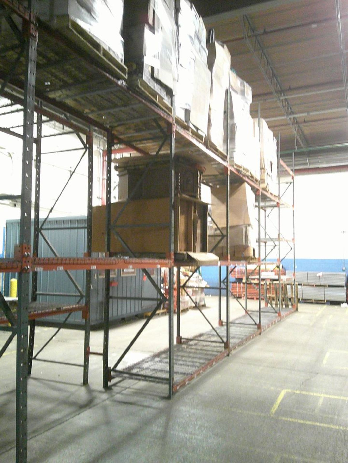 Sections of Interlake 42" x 8' x 19' Bolted Pallet Racking, Including: (36) Uprights, (162) 3" - Image 4 of 8