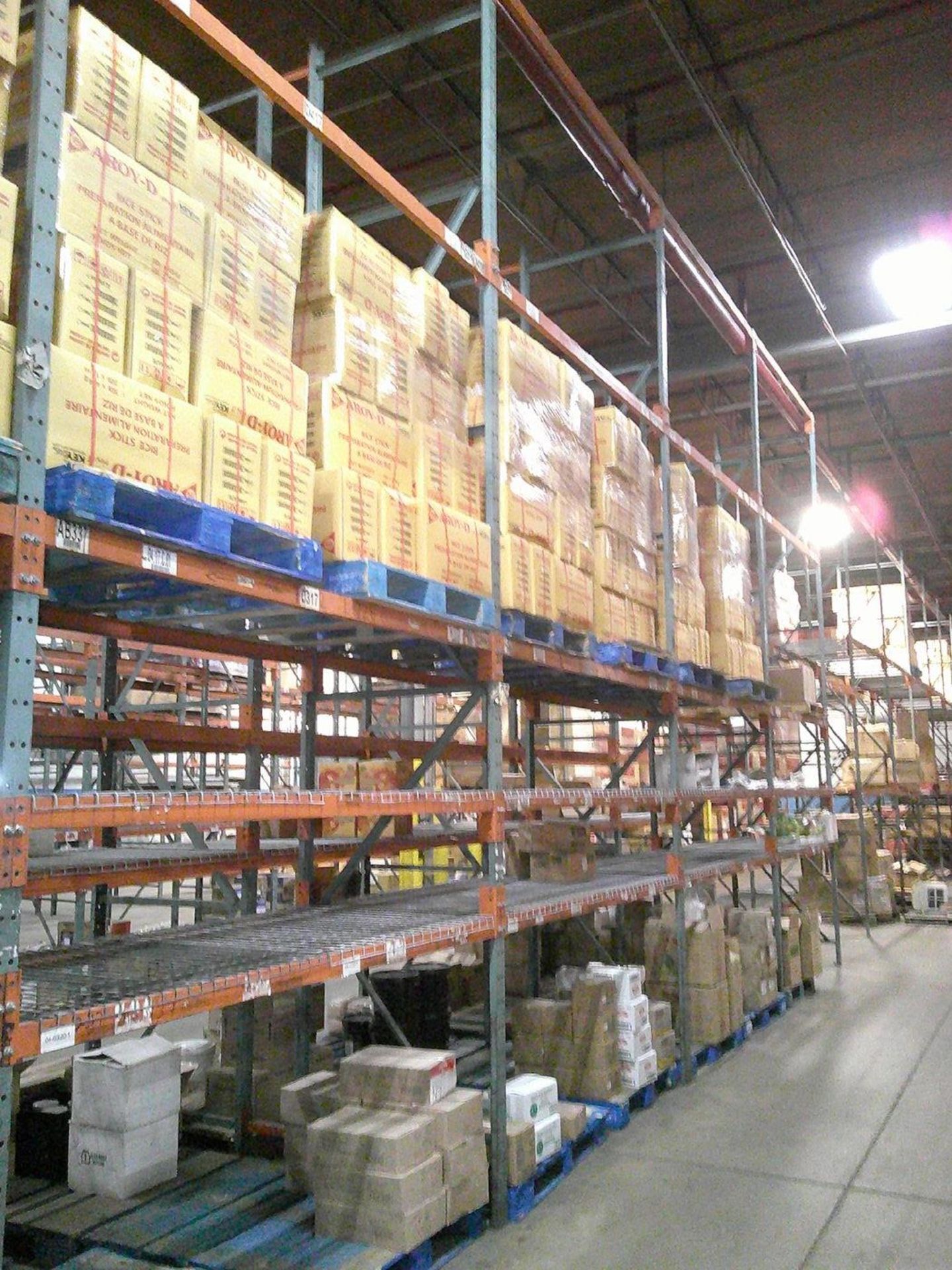 Sections of Interlake 42" x 8' x 19' Bolted Pallet Racking, Including: (40) Uprights, (252) 3" - Image 8 of 10