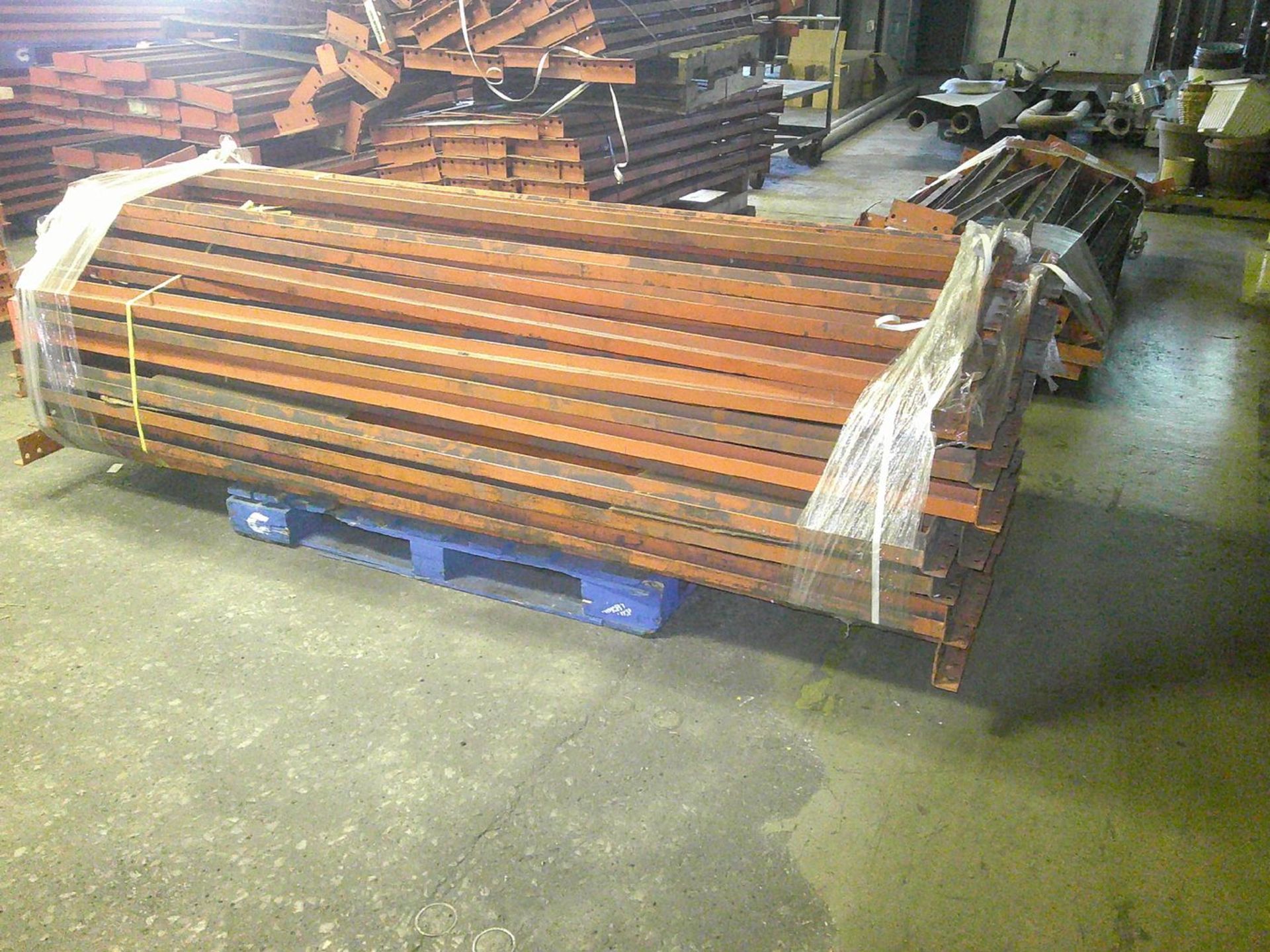 Lot - (2) Pallets of 3 in. and 4 in. x 8 ft. Cross Beams; (124) approx. 3 in.; and (16) approx. 4 - Bild 4 aus 4