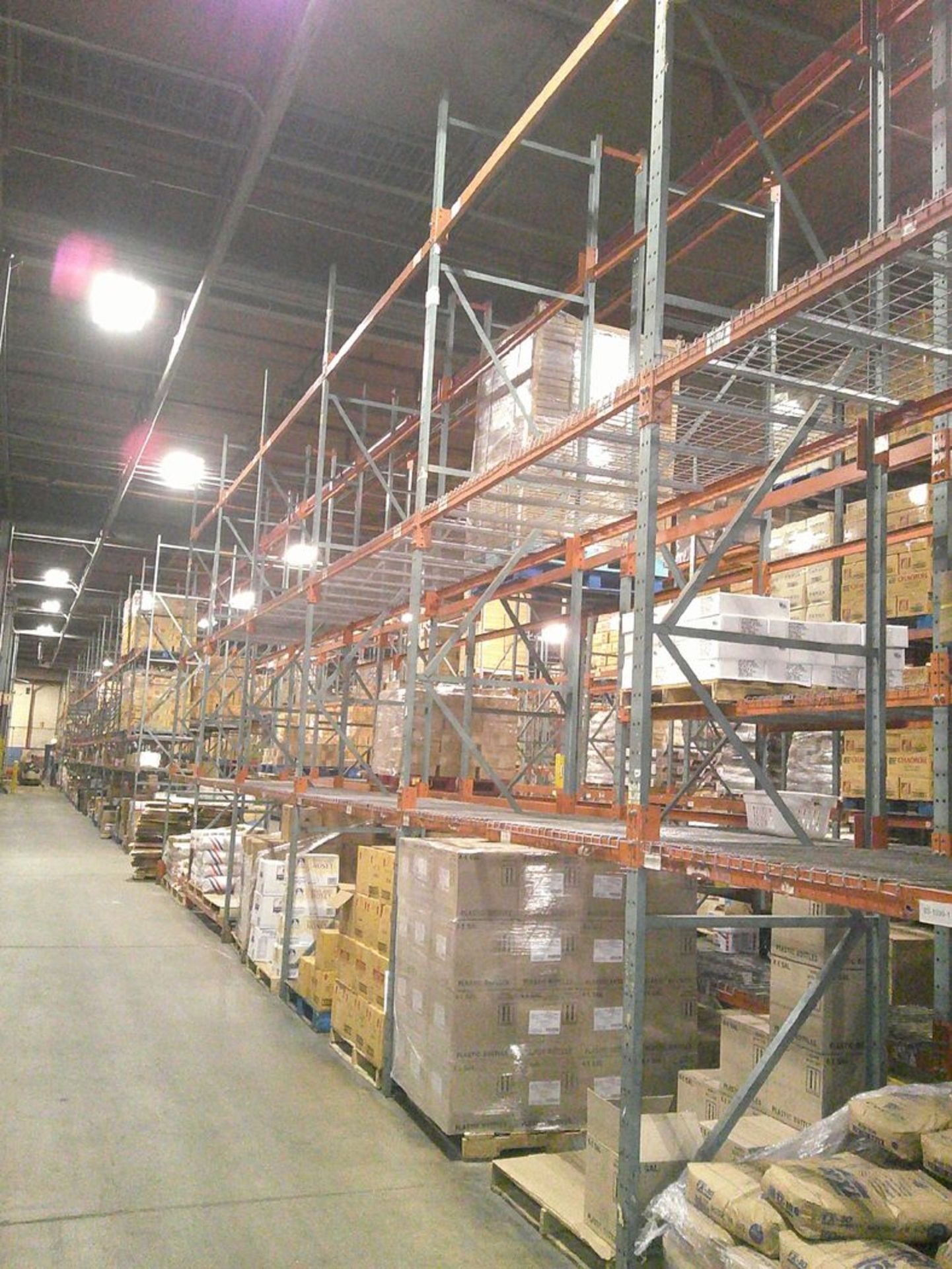 Sections of Interlake 42" x 8' x 19' Bolted Pallet Racking, Including: (20) Uprights, (126) 3" - Bild 6 aus 7