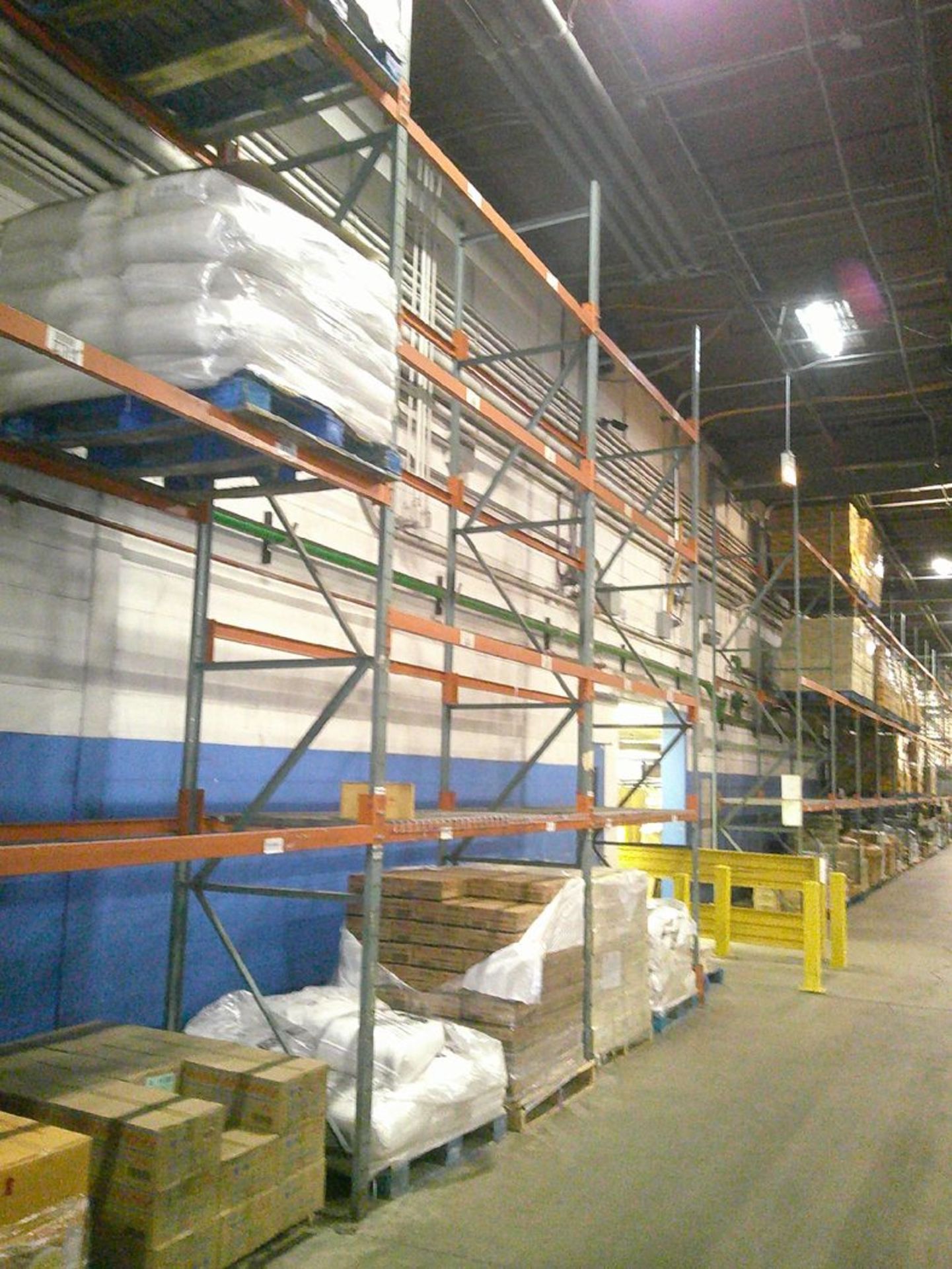 Sections of Interlake 42" x 8' x 19' Bolted Pallet Racking, Including: (10) Uprights, (58) 3" Wide - Bild 2 aus 2