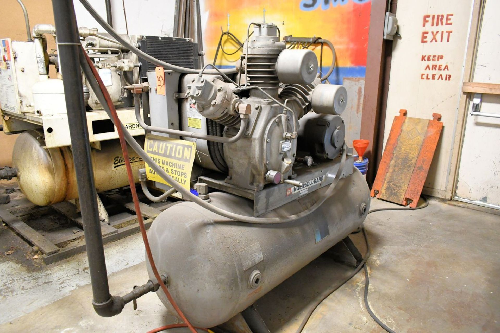 Ingersoll-Rand 20-HP Model 20E Horizontal Tank Mounted Air Compressor, S/N: 30T631139 (1988); 3- - Image 2 of 5