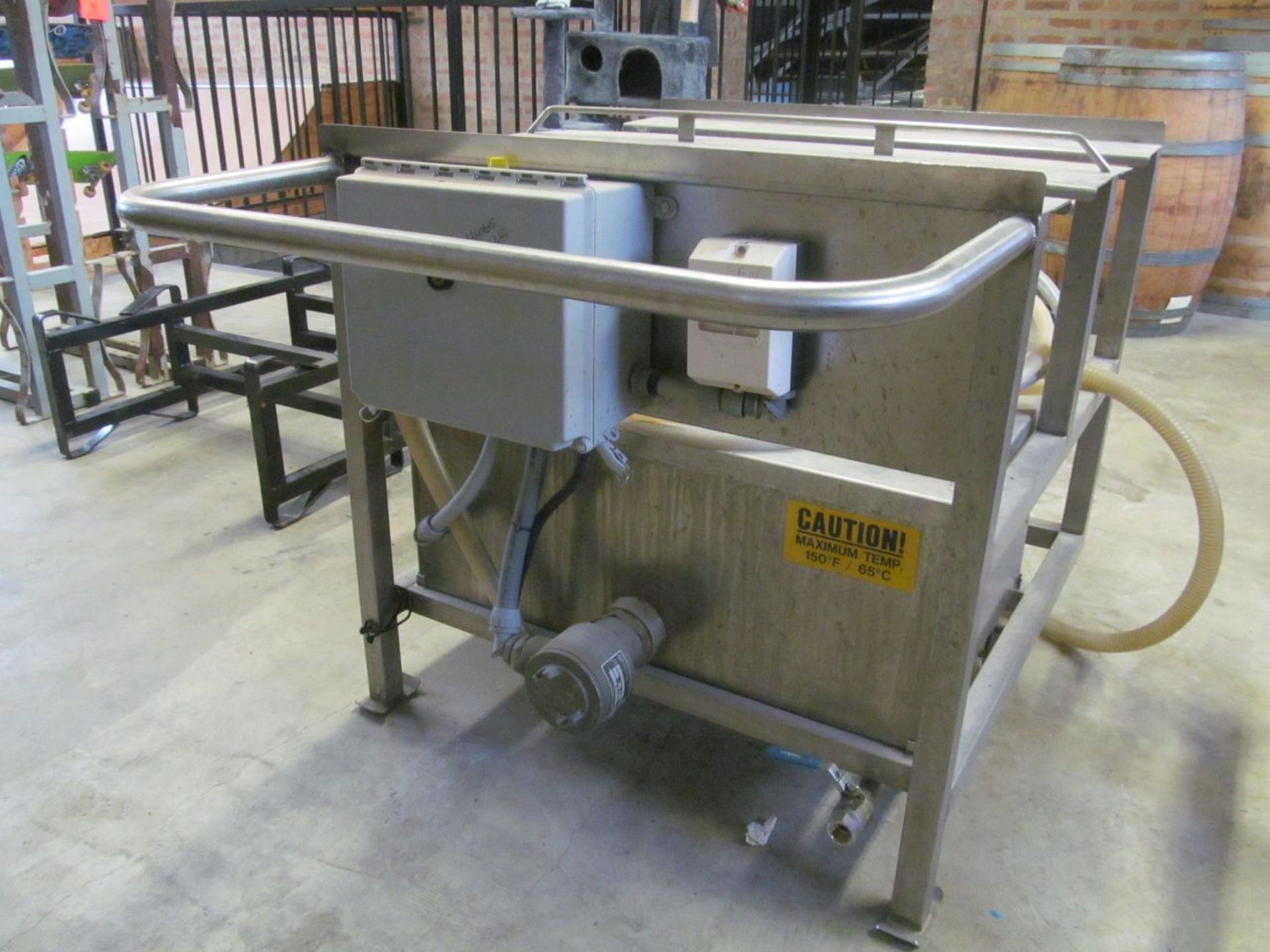 DME Brewing Services Keg Washer/Filler; 150 degree F / 65 degee C Max. Temp; 230v, 60hz, 3 phase - Image 4 of 4