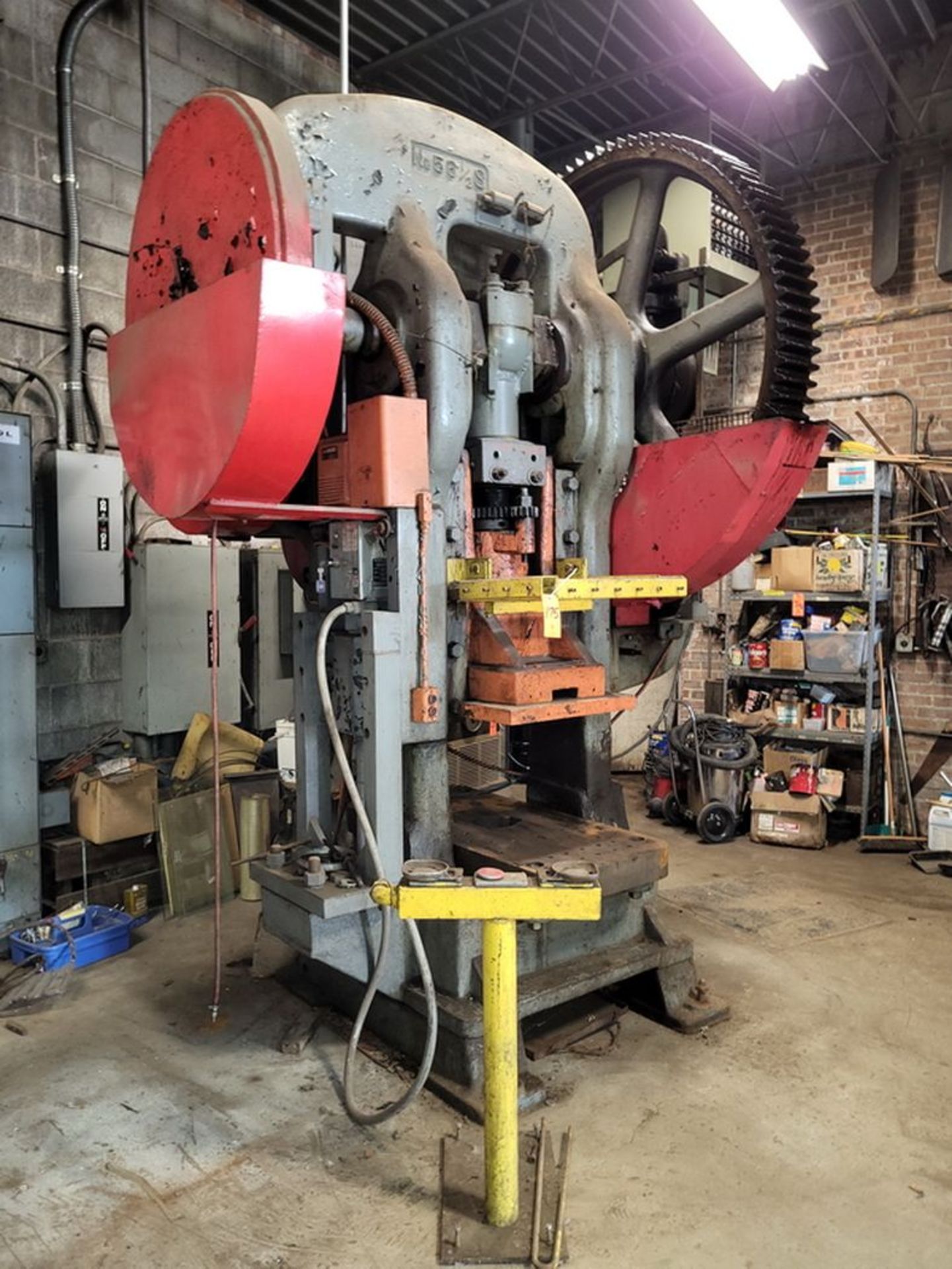 Bliss 250-Ton Cap. (approx.) No. 56-1/2 S Punch Press, Push Buttom ...