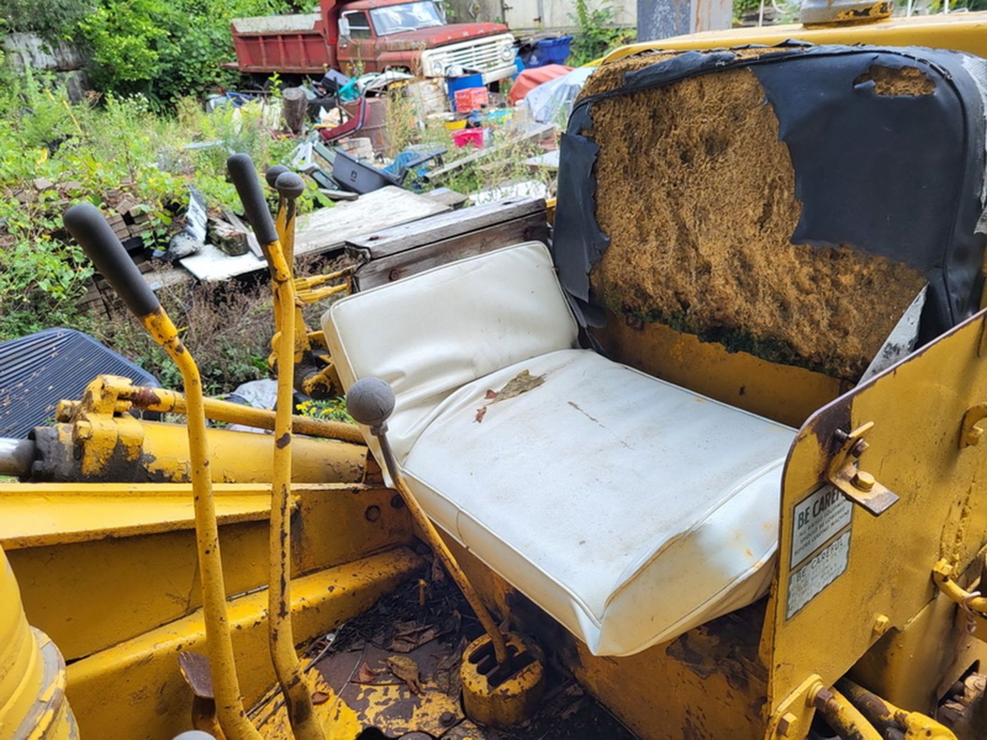 1957 Cat 955 Crawler Dozer, Adjustable Bucket (Needs Service) (Sold - Subject to Approval) - Image 8 of 8