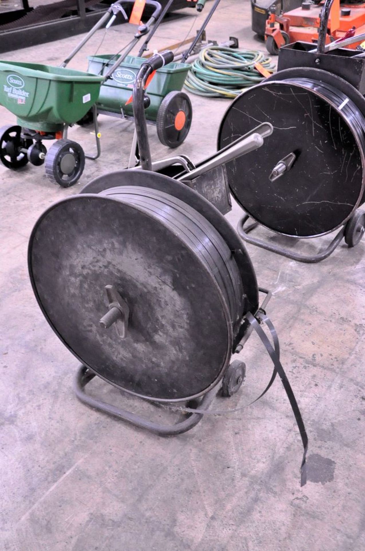 Banding Cart with Polyester Strapping, Tensioner and Crimper (Removal Cost : N/C)