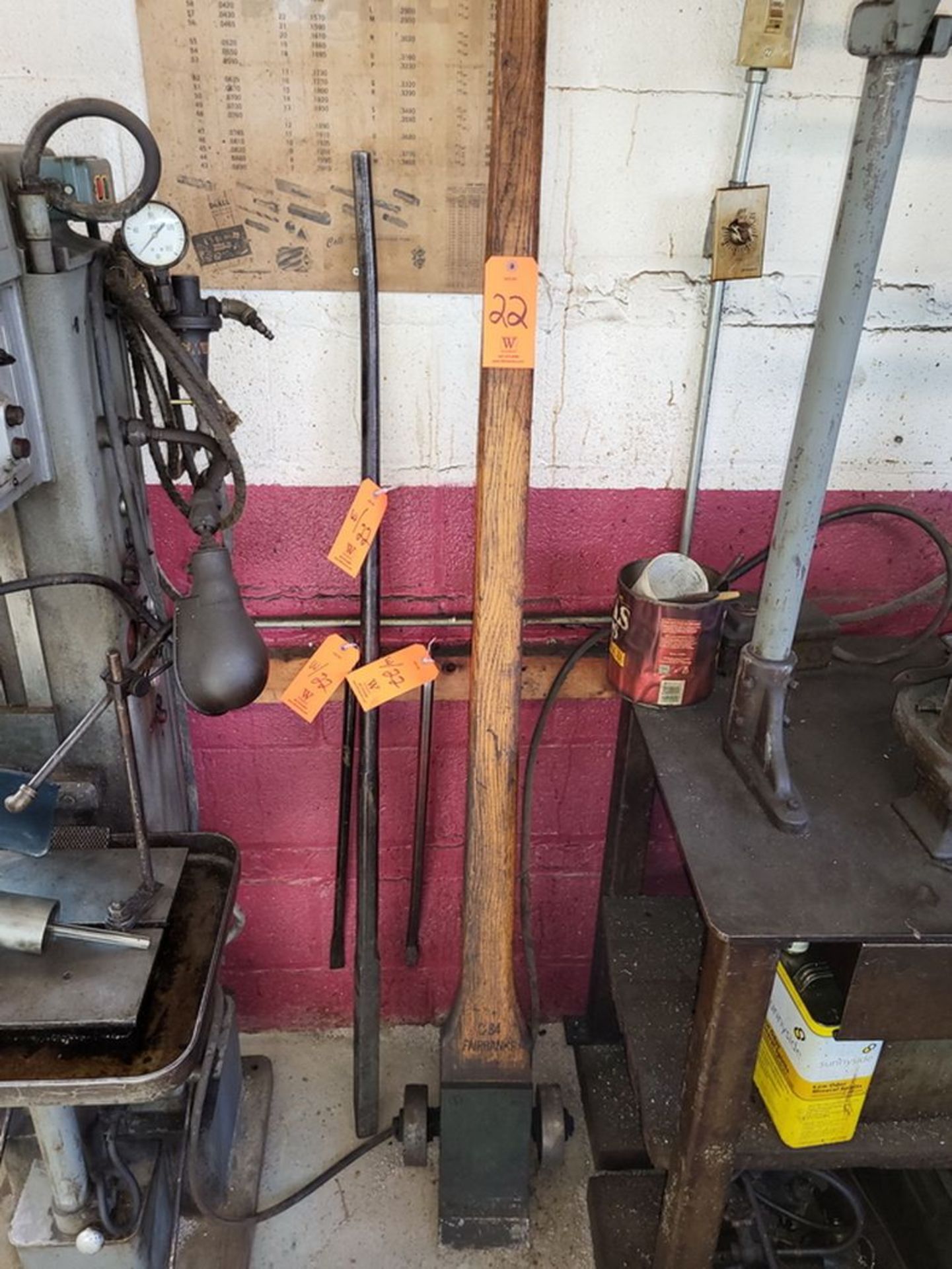 Lot - (4) Pieces Assorted Shop Tools, to Include: (1) Johnson Bar, (1) Steel Pry Bar & (2) Crow