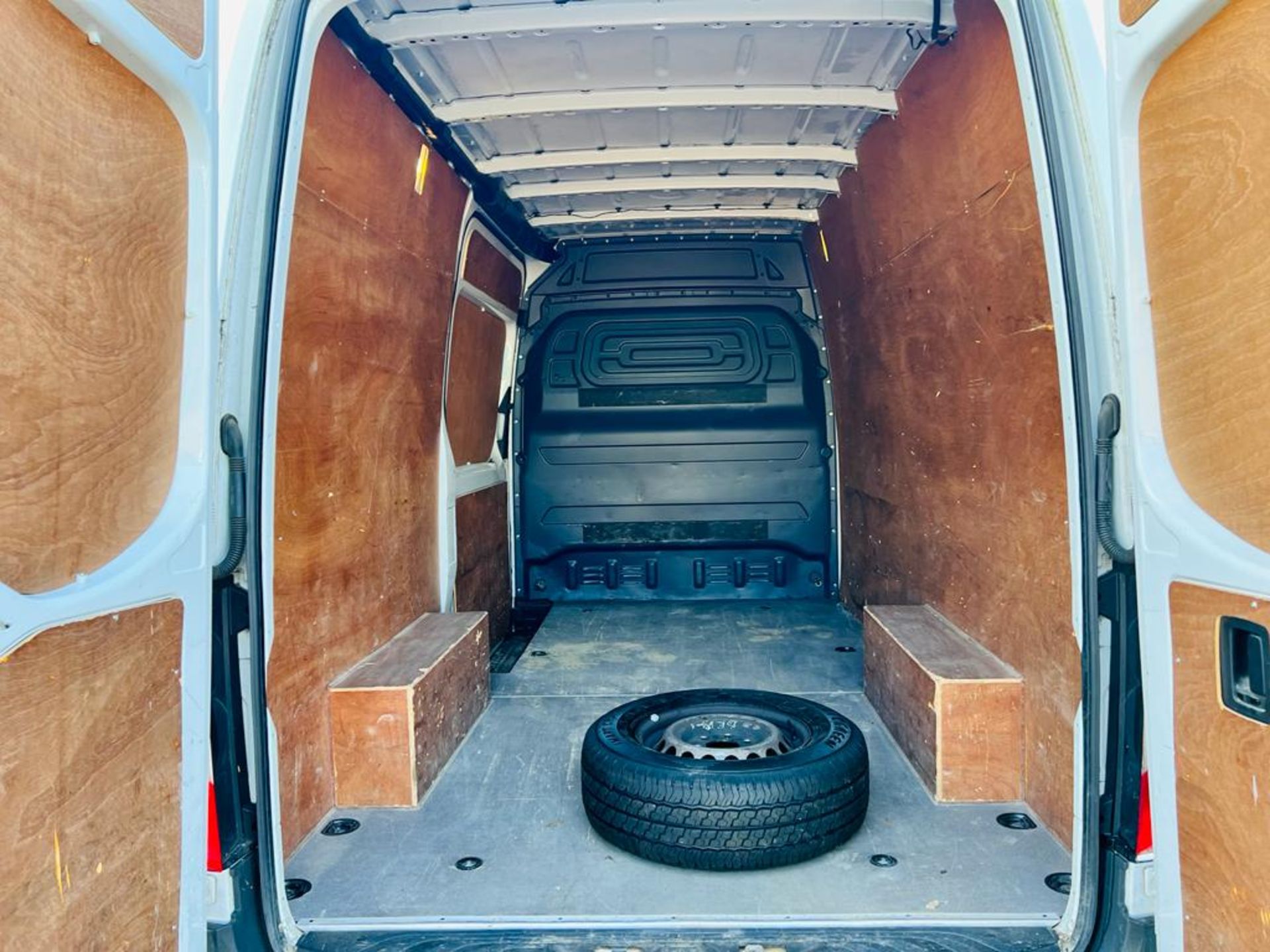 Mercedes Sprinter 314CDI MWB Hi Roof ( NEW SHAPE) - 2019 Model - Service History - Euro 6 - AIR CON - Image 11 of 26