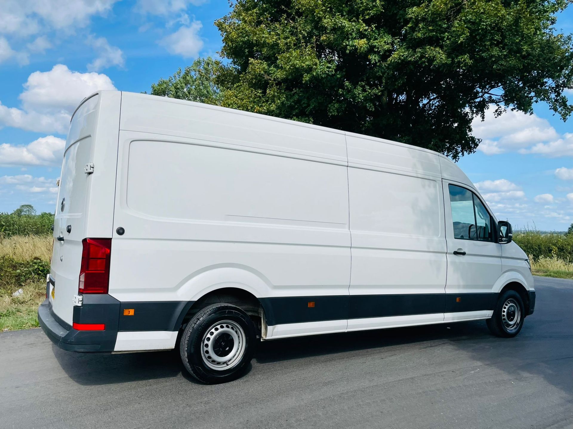 (RESERVE MET)Volkswagen Crafter 2.0Tdi "Trendline (140) Long Wheel Base - 19 Reg - 1 owner -100K - Image 2 of 7