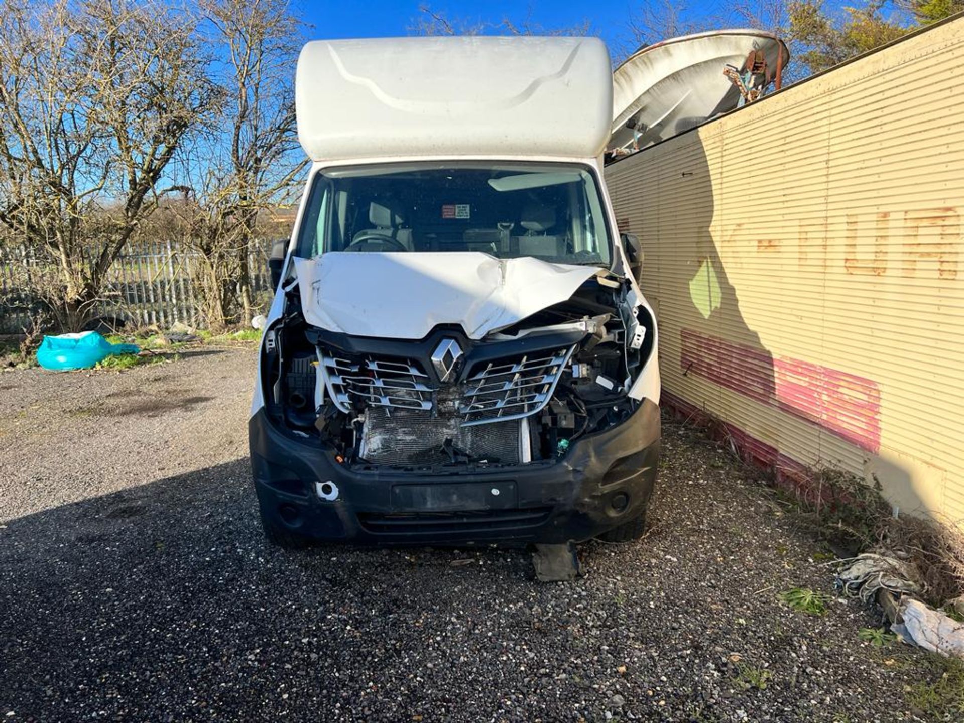 Renault Master 2.3DCI Low Loader Luton *LWB* Euro 6 -130Bhp -2019 Model - ULEZ AirCon - Image 18 of 18