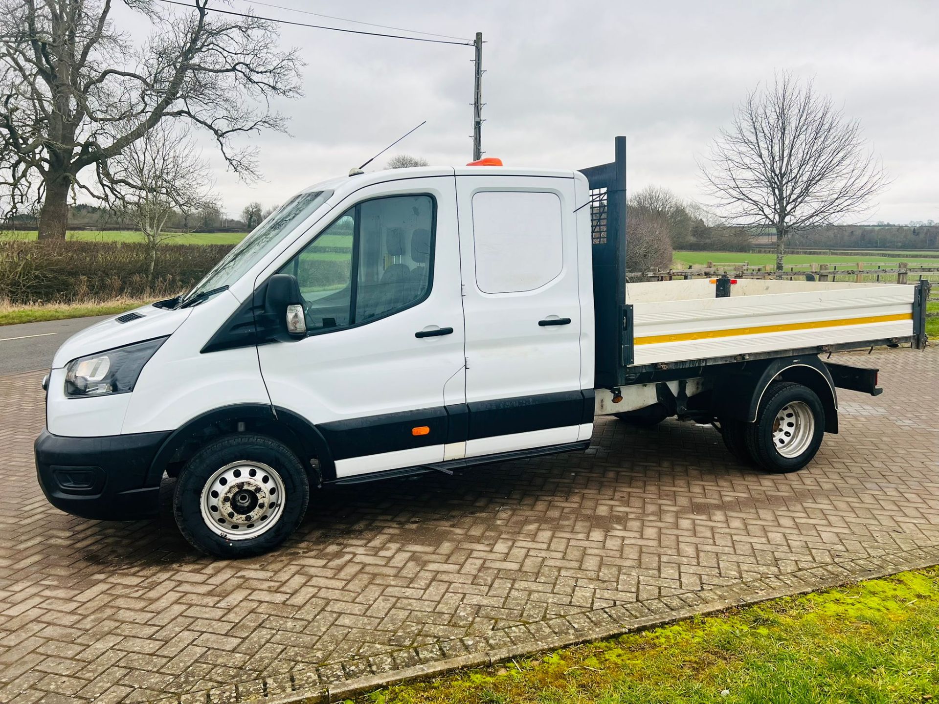 Ford Transit 350 L3 H1 2.0 TDCI Double Cab Tipper 2020 Year - Euro 6 - 1 Owner-SH Print - 57K Only - Image 4 of 20