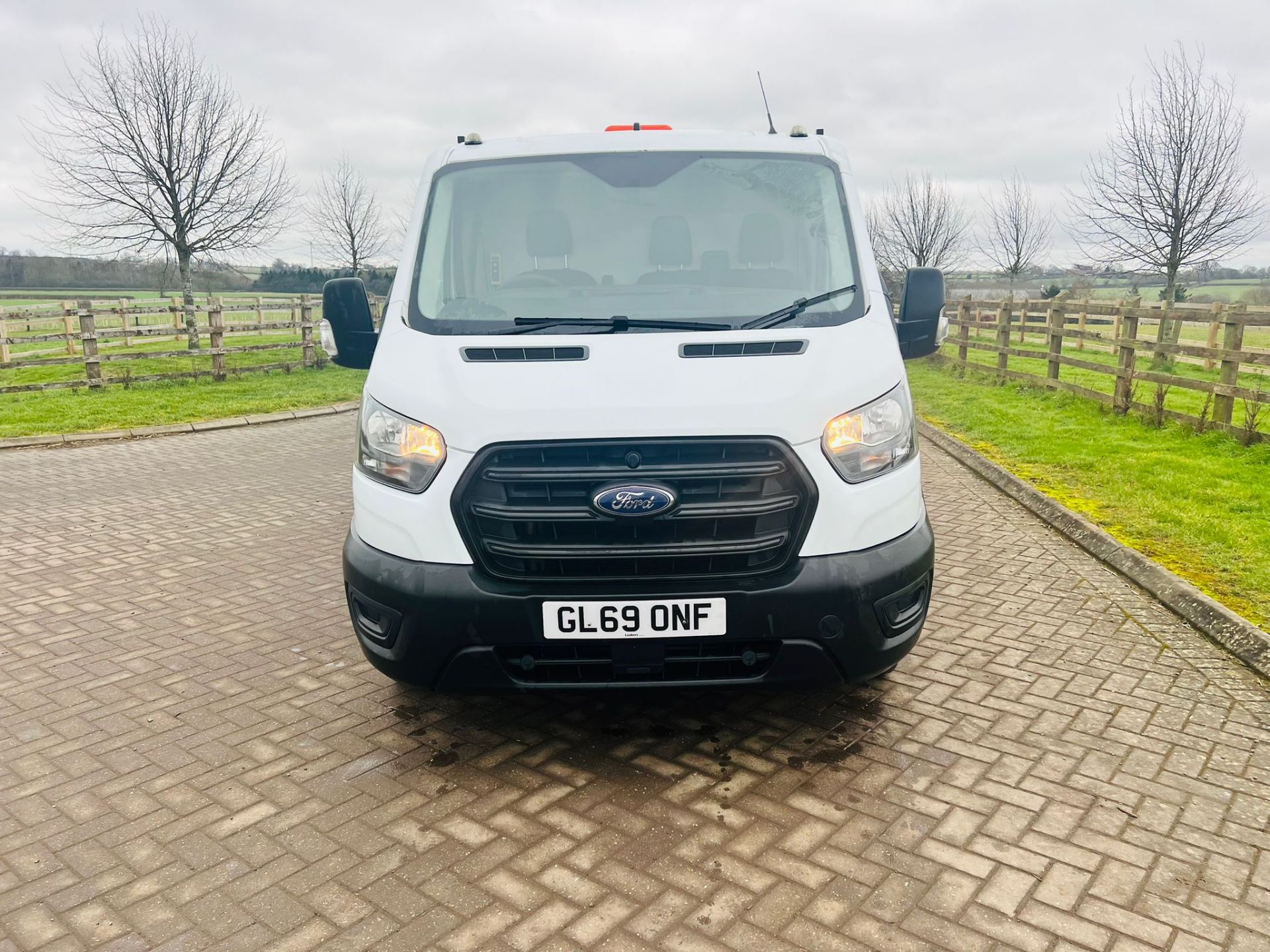 Ford Transit 350 L3 H1 2.0 TDCI Double Cab Tipper 2020 Year - Euro 6 - 1 Owner-SH Print - 57K Only - Image 3 of 20