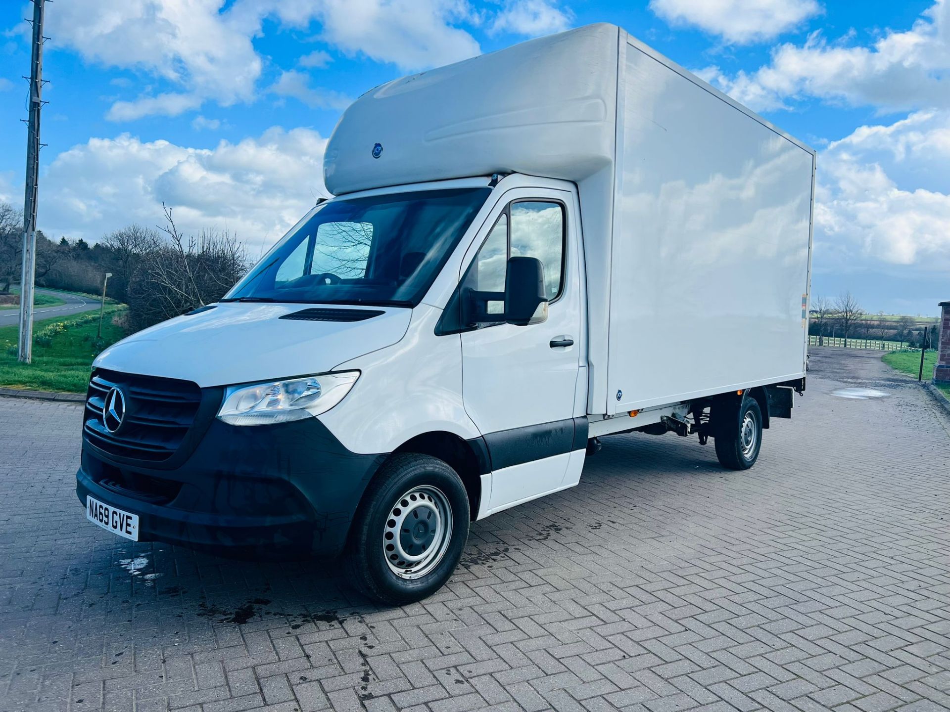 (Reserve Met) Mercedes Sprinter 314Cdi LWB Luton Body with TL - 2020 Year - 1 Owner - 84K Only - Image 2 of 22