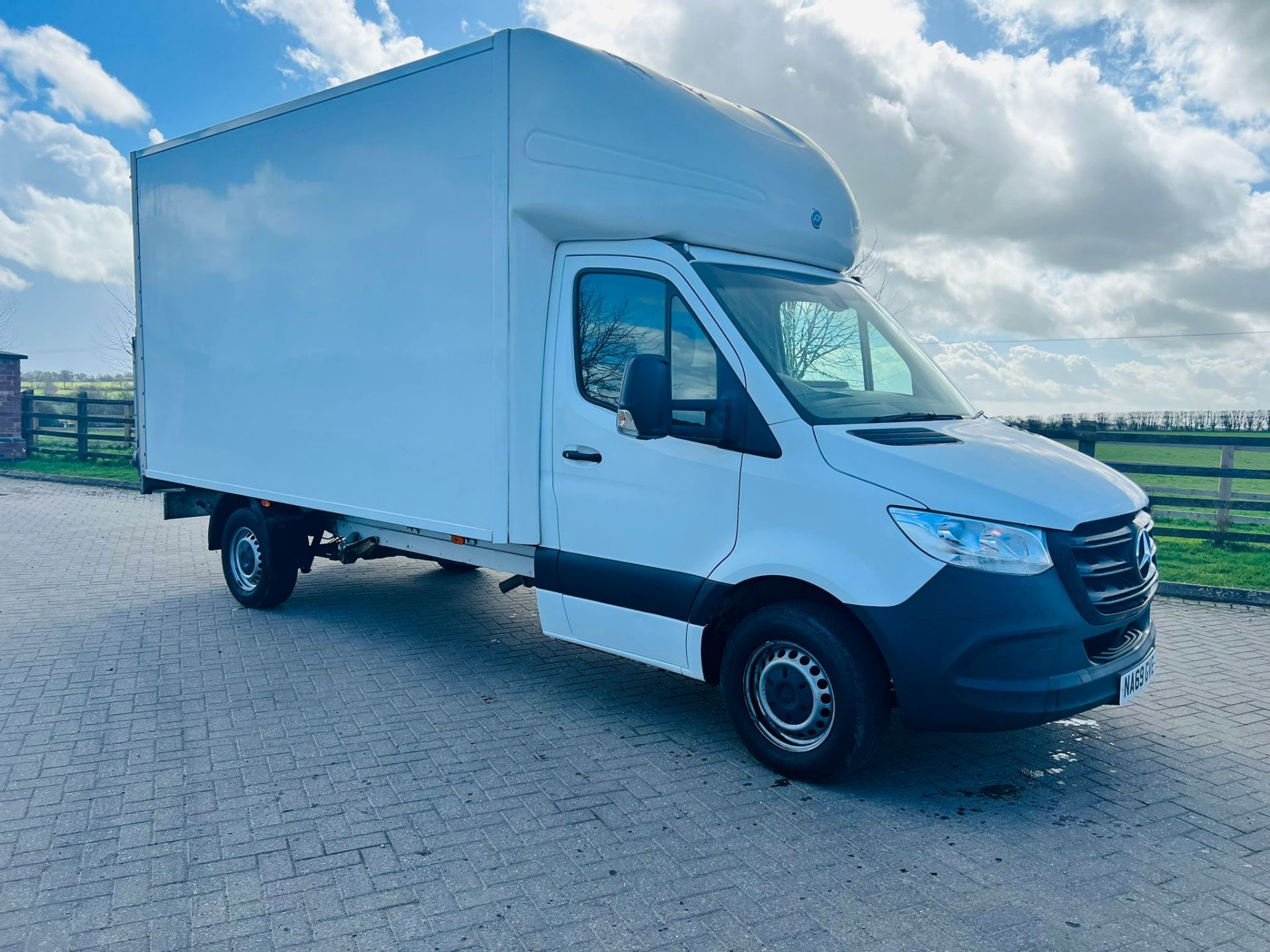 (Reserve Met) Mercedes Sprinter 314Cdi LWB Luton Body with TL - 2020 Year - 1 Owner - 84K Only