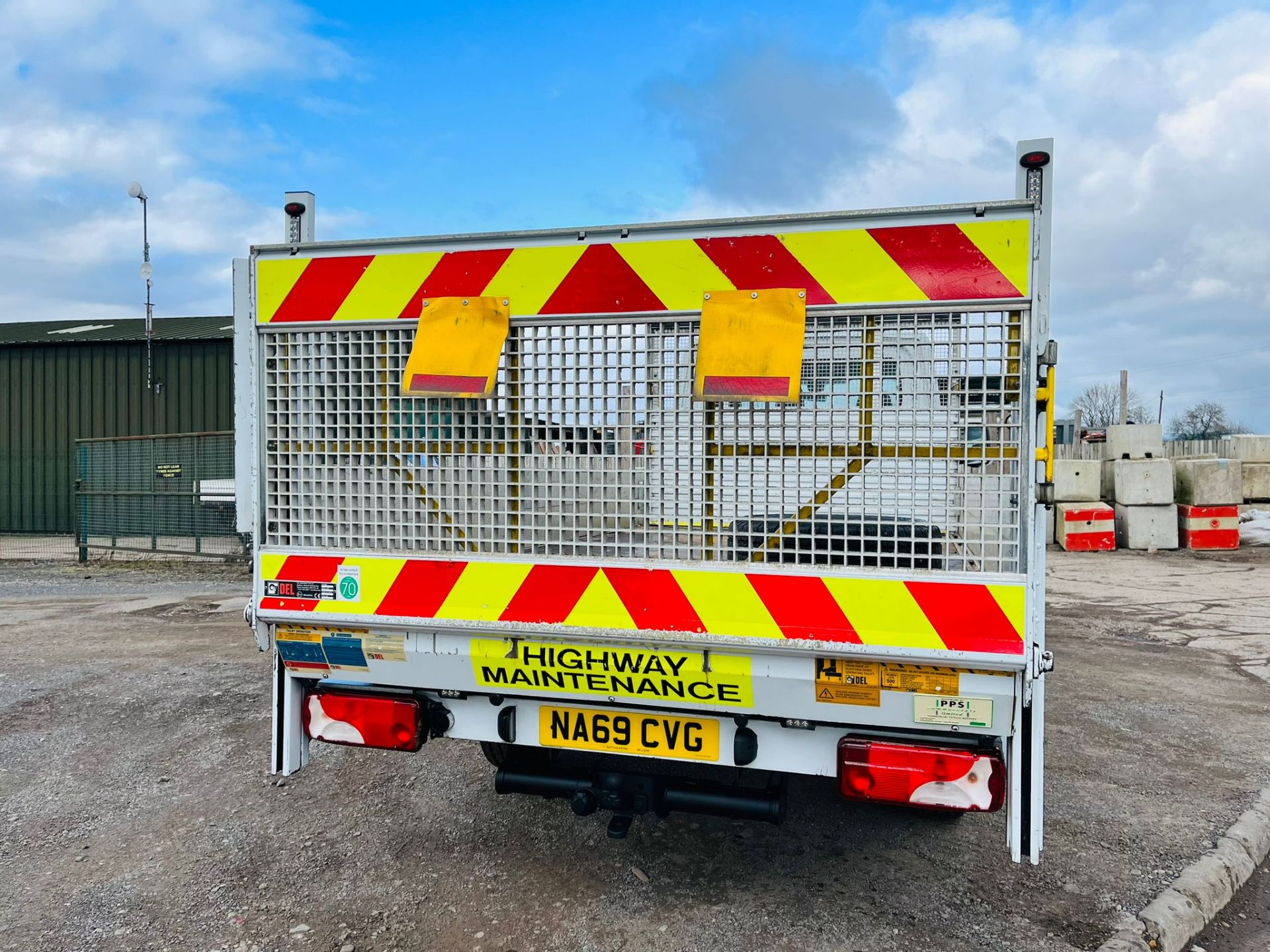 Mercedes Benz Sprinter 314CDI "AUTO 7G-TRONIC "LWB DROPSIDE WITH TAIL-LIFT" (2020 REG) - 94K only - Image 6 of 13