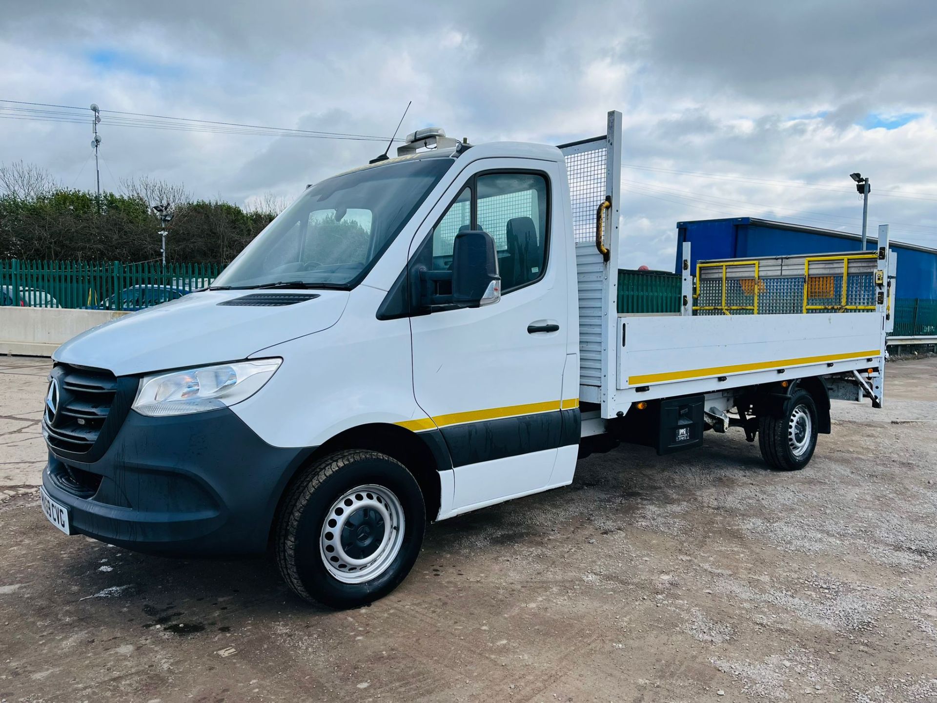 Mercedes Benz Sprinter 314CDI "AUTO 7G-TRONIC "LWB DROPSIDE WITH TAIL-LIFT" (2020 REG) - 94K only - Image 2 of 13