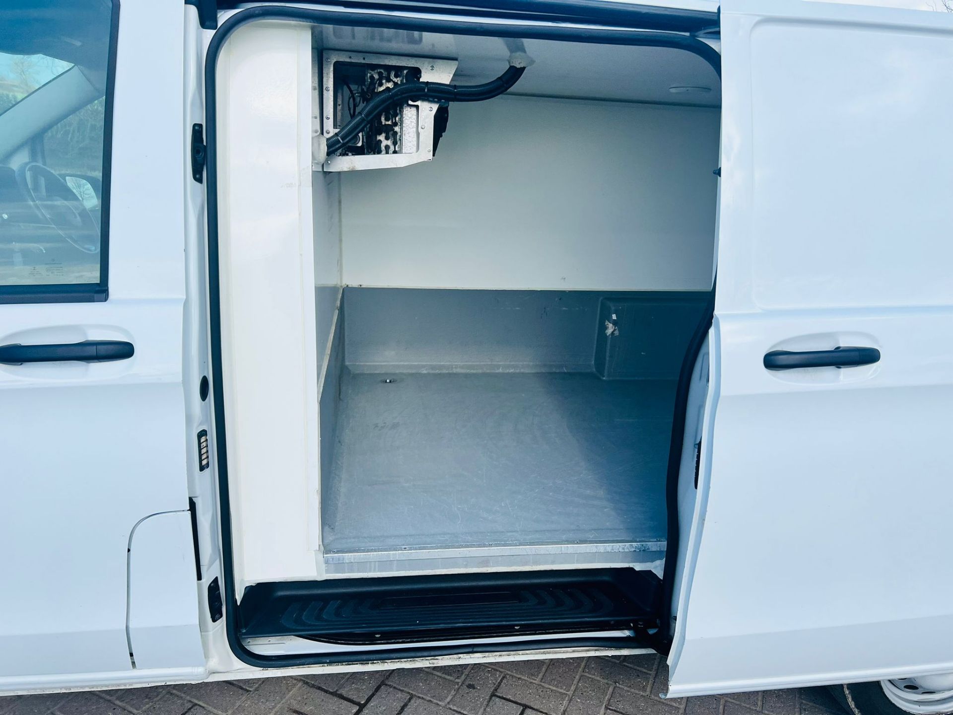 Mercedes Vito 114 2.1 TD Bluetech Fridge Van - GAH Fridge Unit - 2020 Model - Euro 6 - 1 Owner - Image 10 of 22