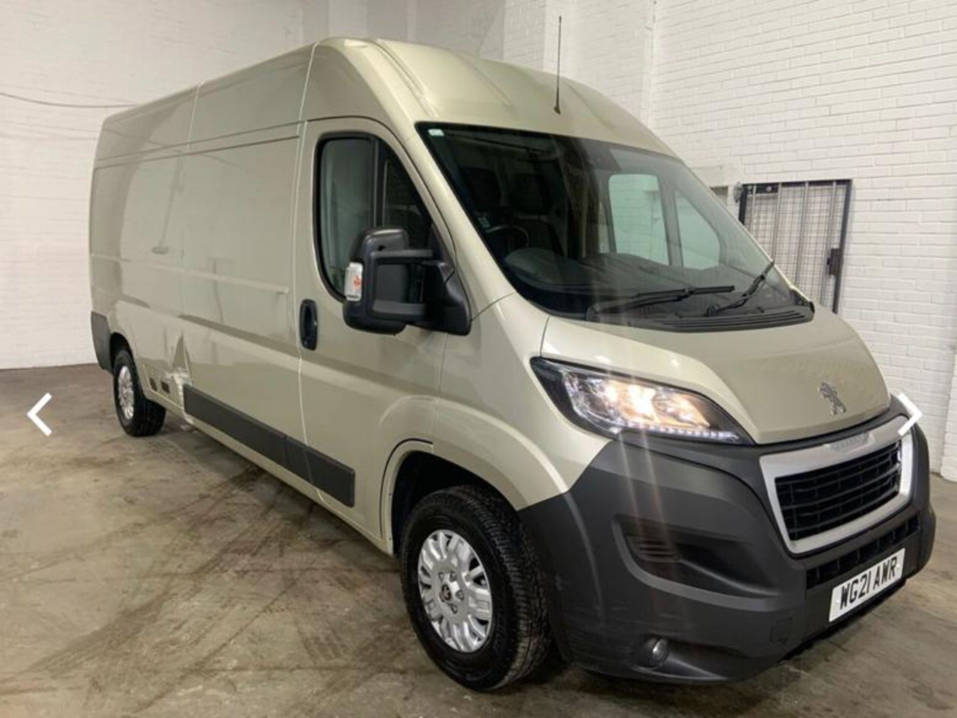 PEUGEOT BOXER ASPHALT 2.2HDI 140 L3H2 LWB (2021 21 Reg) AIR CON- SAT NAV- EURO 6OA - 55,000 MILES - Image 5 of 12