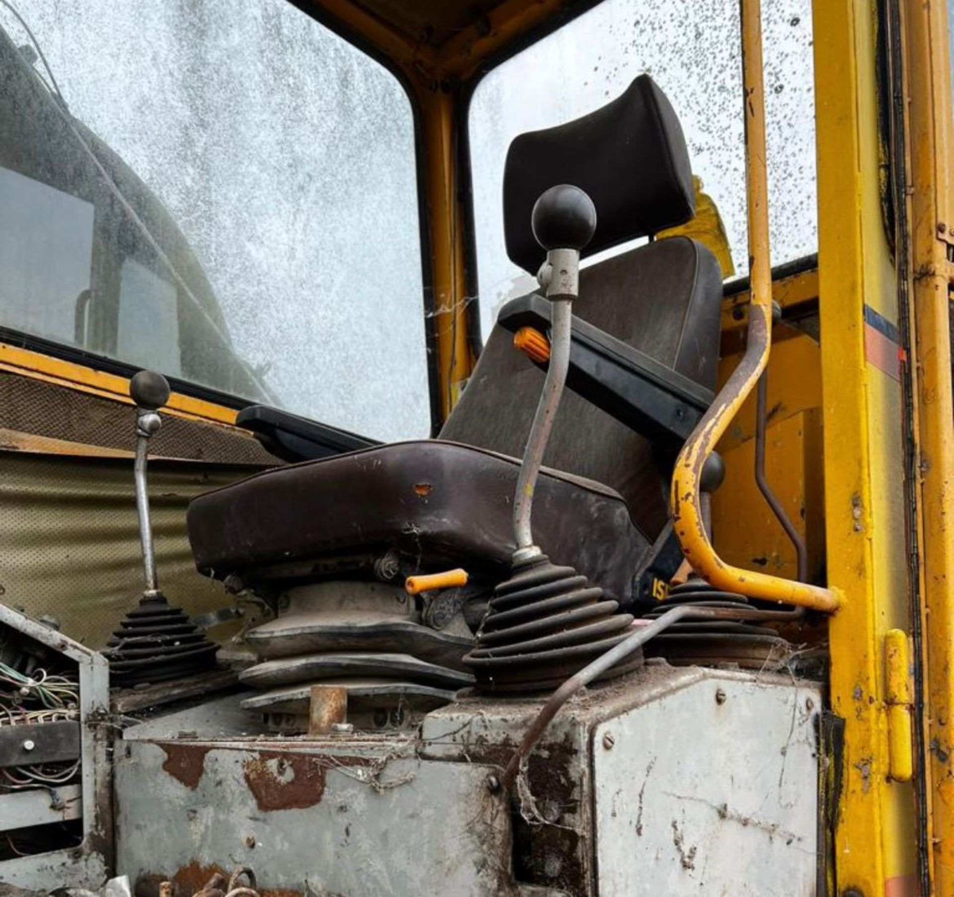 AKERMAN H 14 B Crawler Excavator With Concrete Breaker Attachment 1985 YEAR - 18457 HRS - Image 5 of 7