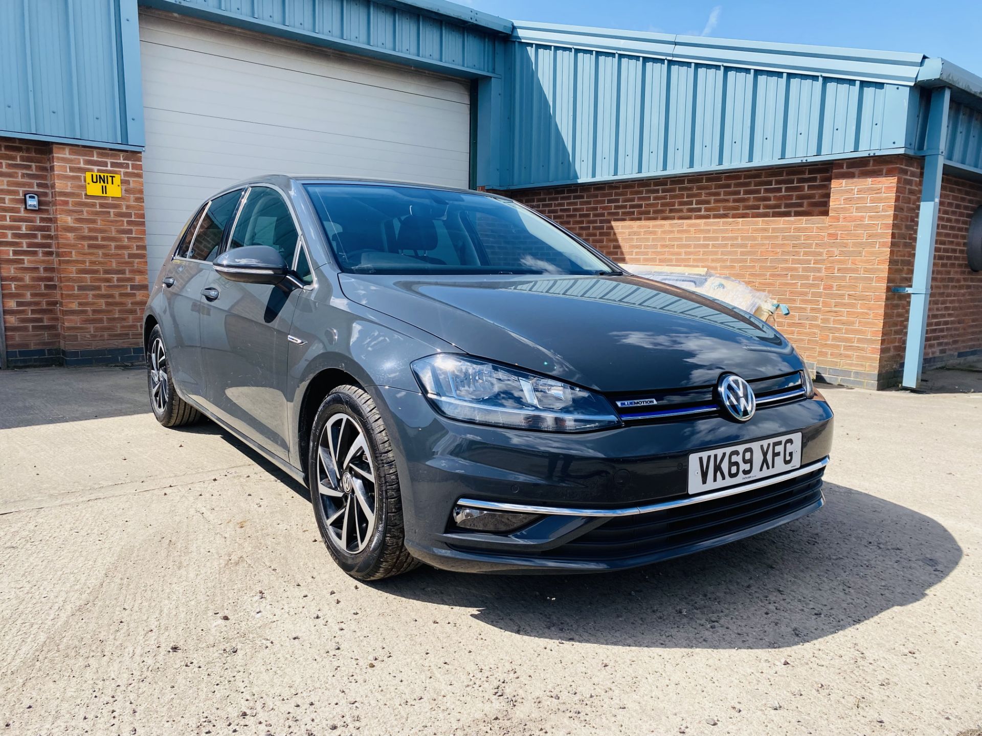 (Reserve Met) VOLKSWAGEN GOLF 1.5TSI "MATCH" EVO(130) 5 DOOR HATCHBACK (2020 MODEL) 26000 Miles - Image 2 of 22